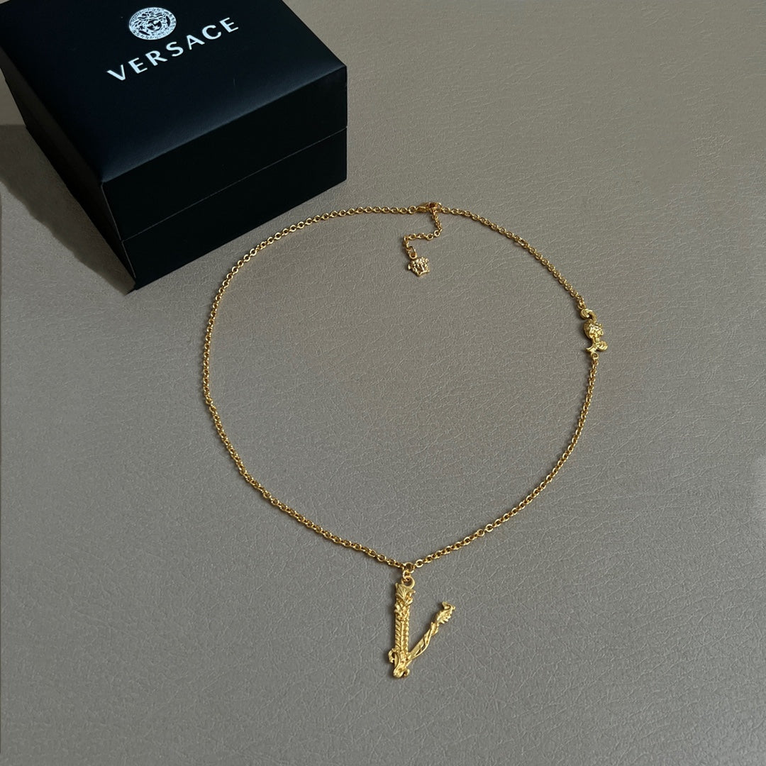 LuxluxHouse Best Quality Accessories Necklace Versace