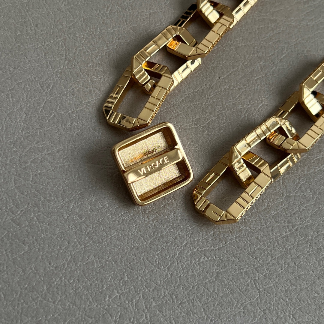 LuxluxHouse Best Quality Accessories Necklace Versace