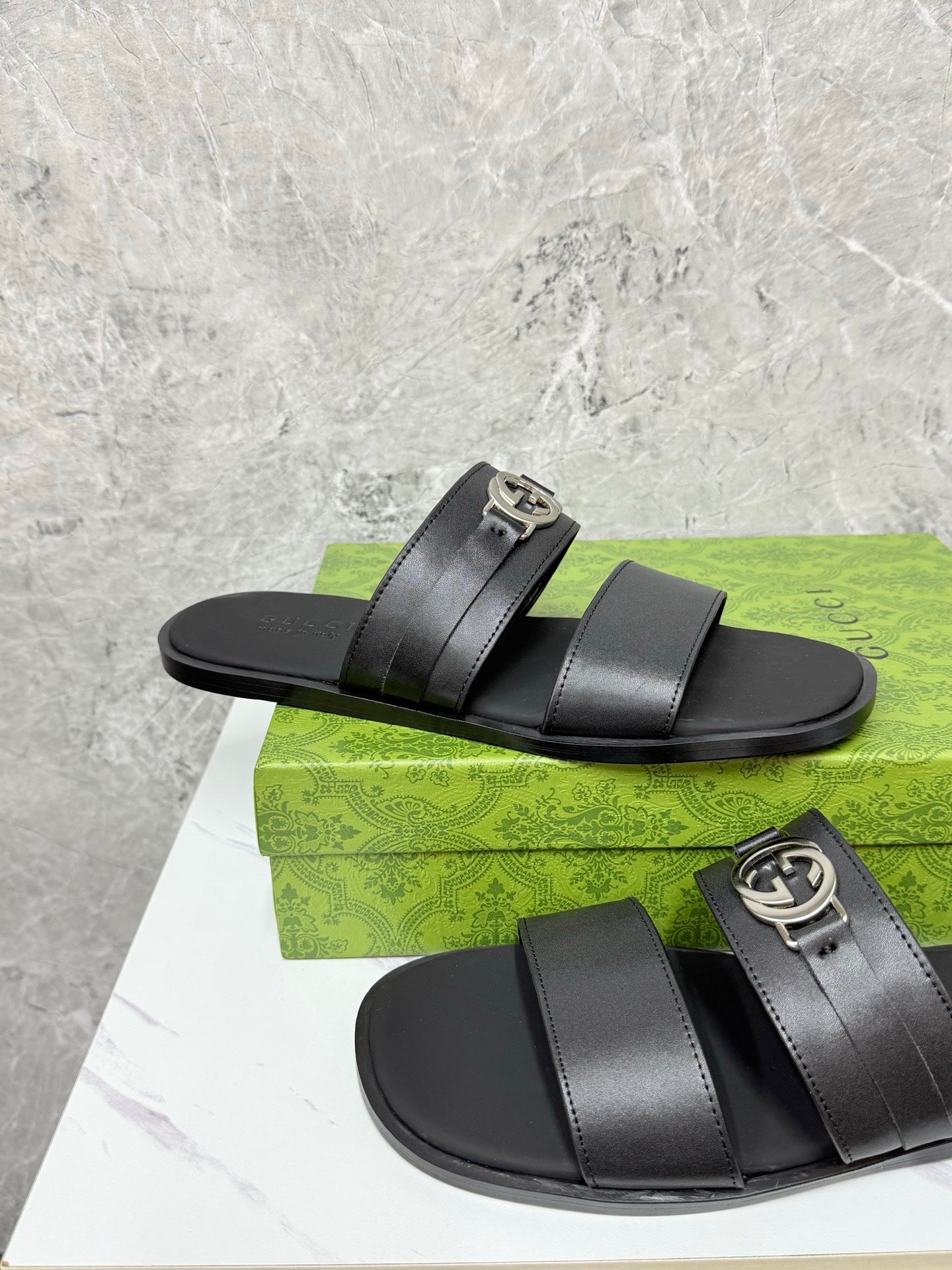 LuxluxHouse Best Quality Sandals Gucci