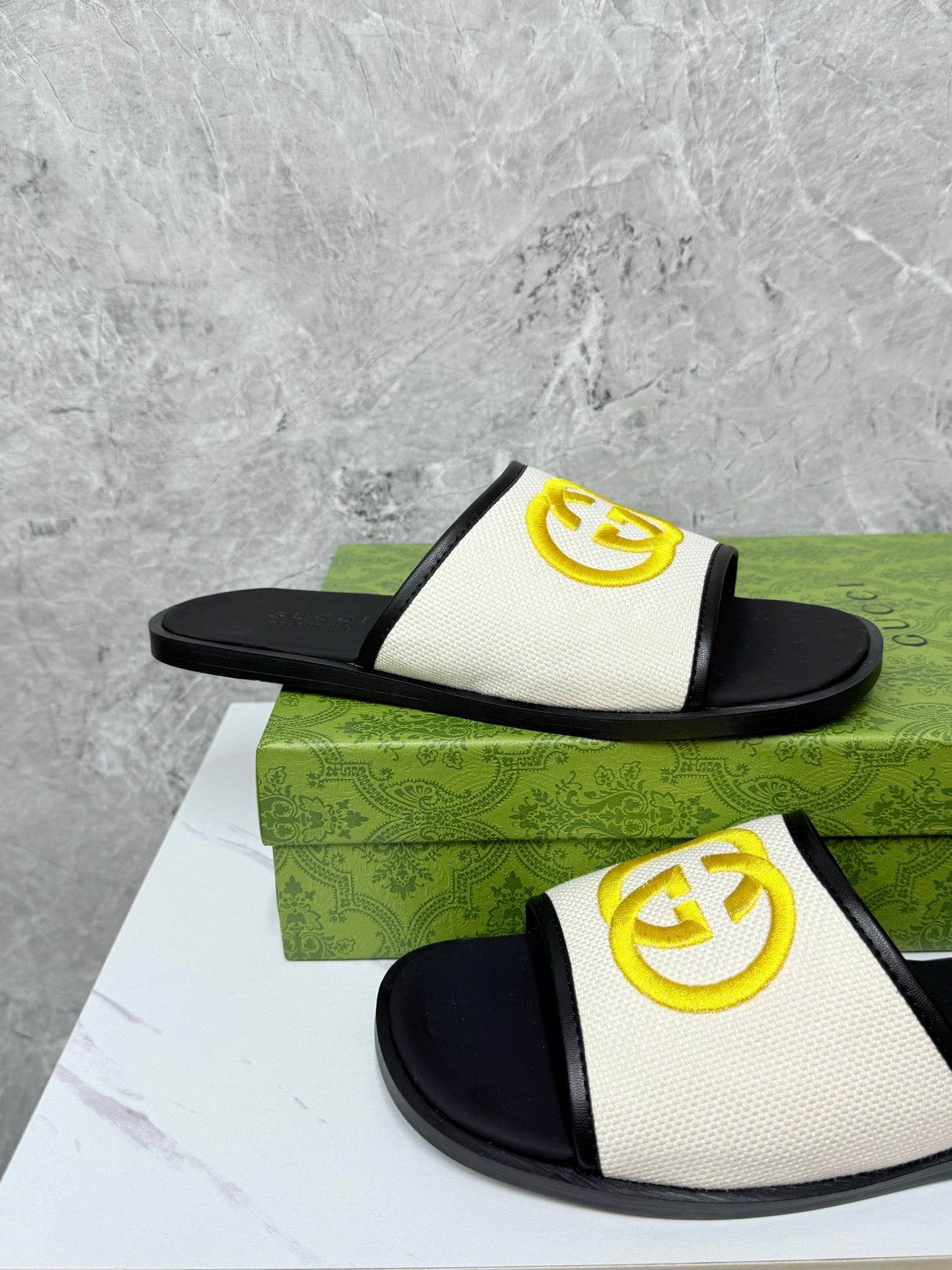 LuxluxHouse Best Quality Sandals Gucci