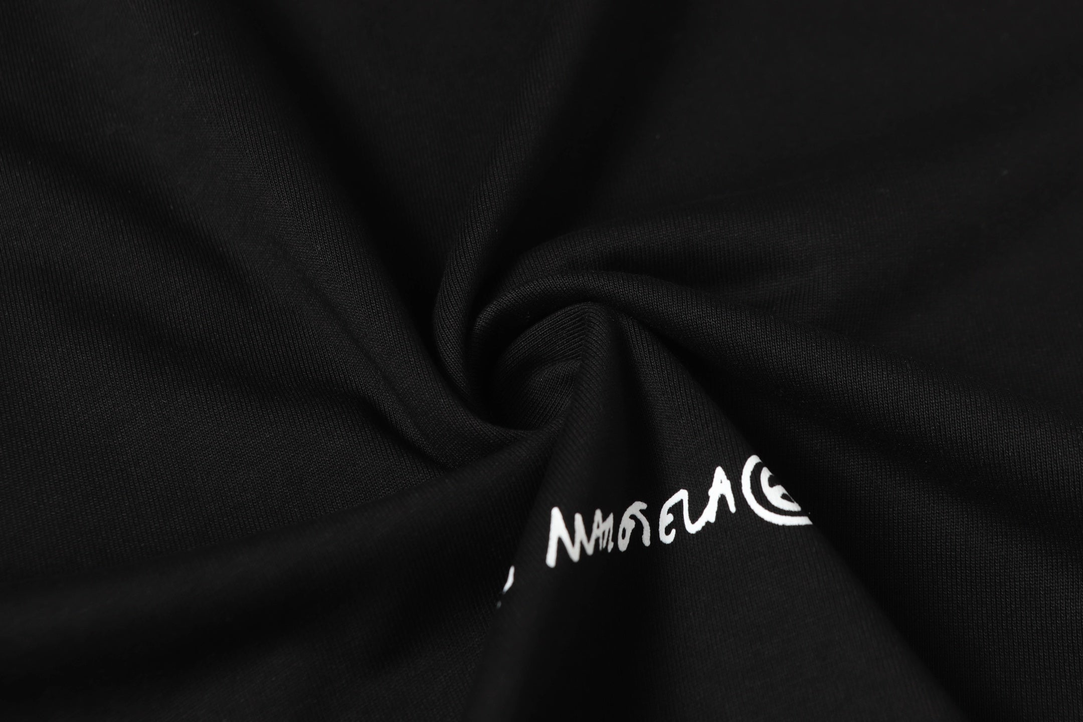 LuxluxHouse Best Quality Clothes T-shirt Chanel & Maison Margiela
