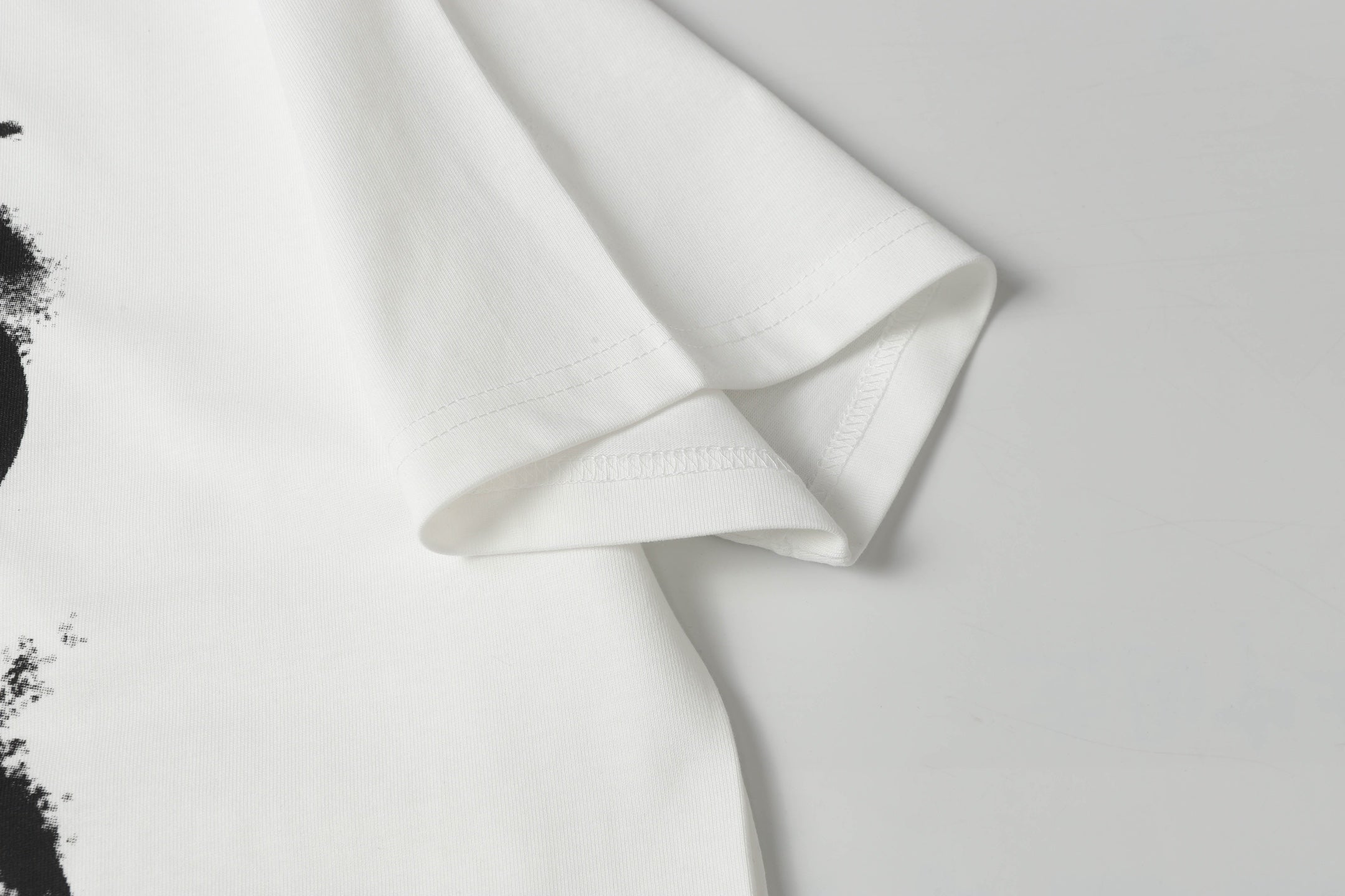 LuxluxHouse Best Quality Clothes T-shirt Chanel & Maison Margiela
