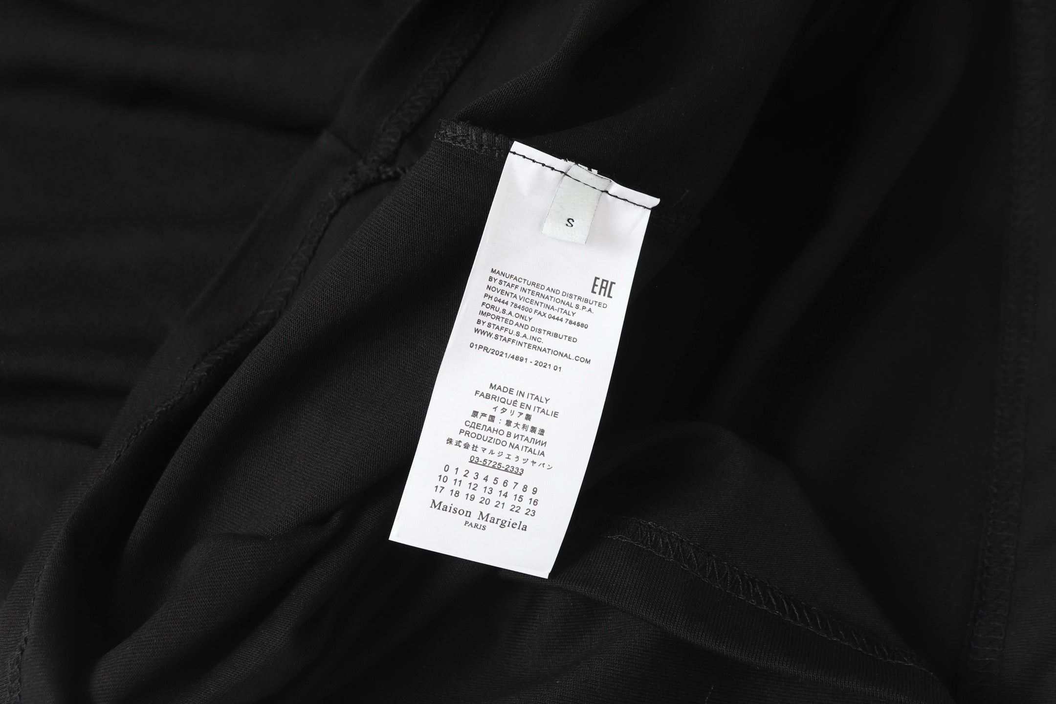 LuxluxHouse Best Quality Clothes T-shirt Chanel & Maison Margiela