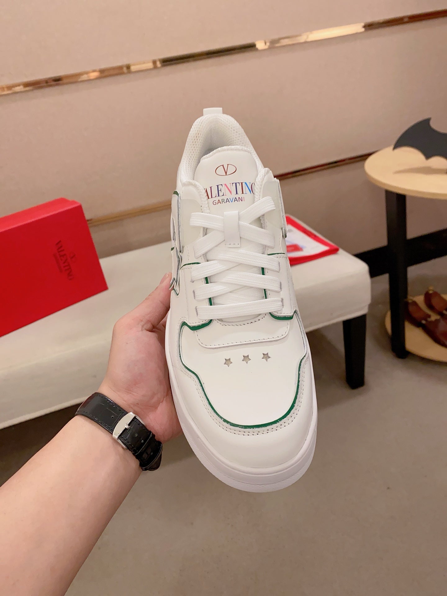 LuxluxHouse Best Quality Shoes Valentino