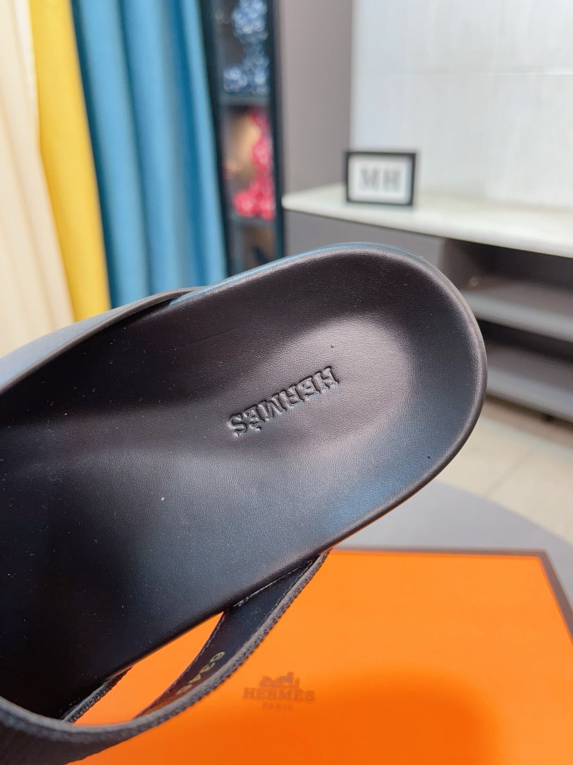 LuxluxHouse Best Quality Sandals Hermes
