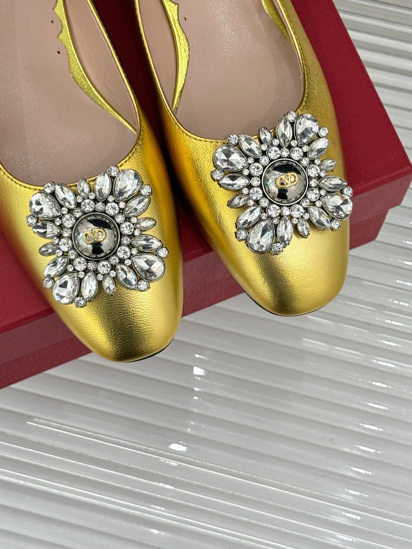 LuxluxHouse Best Quality Valentino Women Shoes
