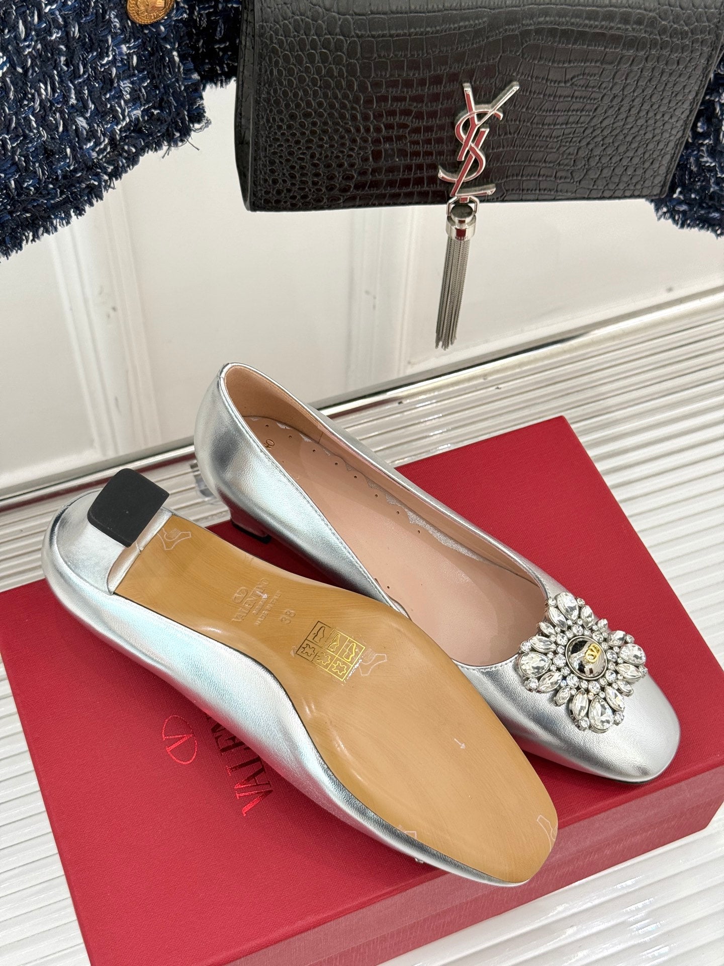 LuxluxHouse Best Quality Valentino Women Shoes