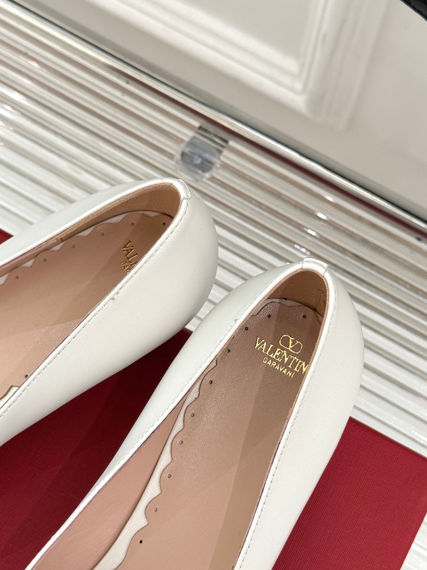 LuxluxHouse Best Quality Valentino Women Shoes