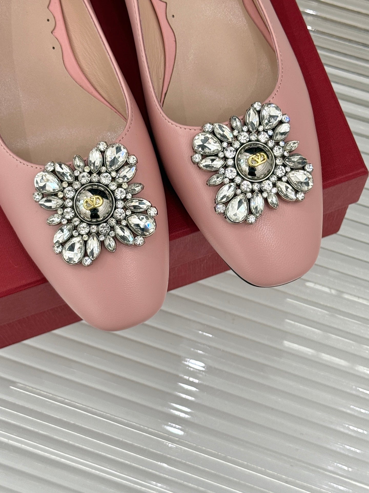 LuxluxHouse Best Quality Valentino Women Shoes