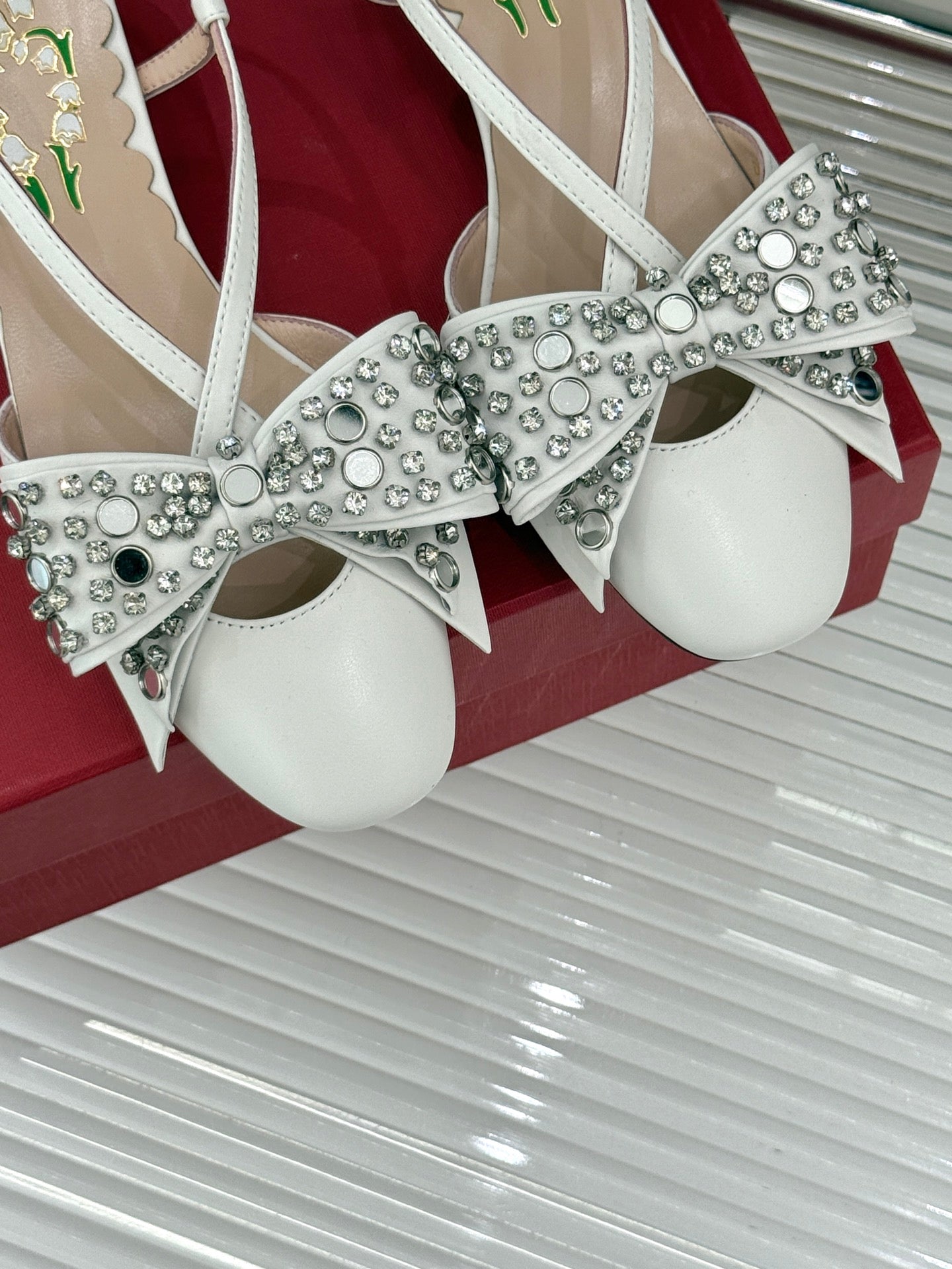 LuxluxHouse Best Quality Valentino Women Shoes