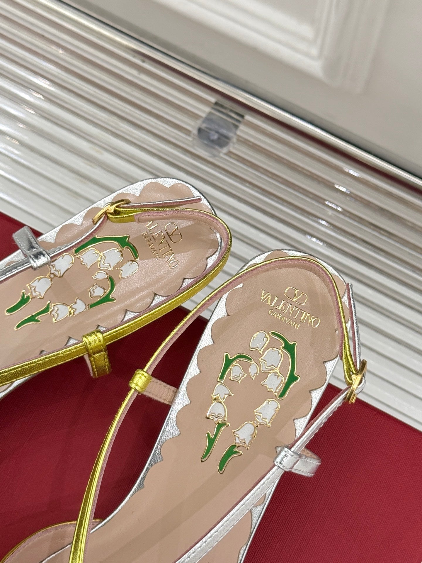LuxluxHouse Best Quality Valentino Women Shoes