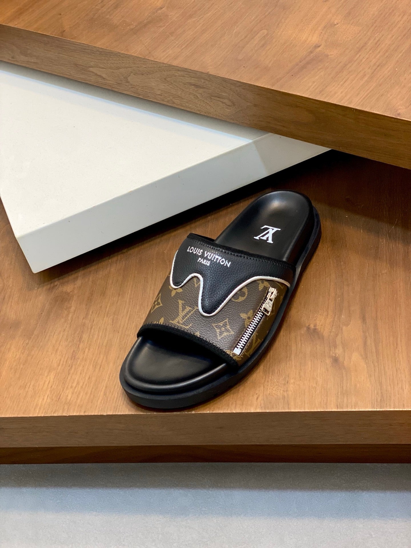 LuxluxHouse Best Quality Sandals Louis Vuitton