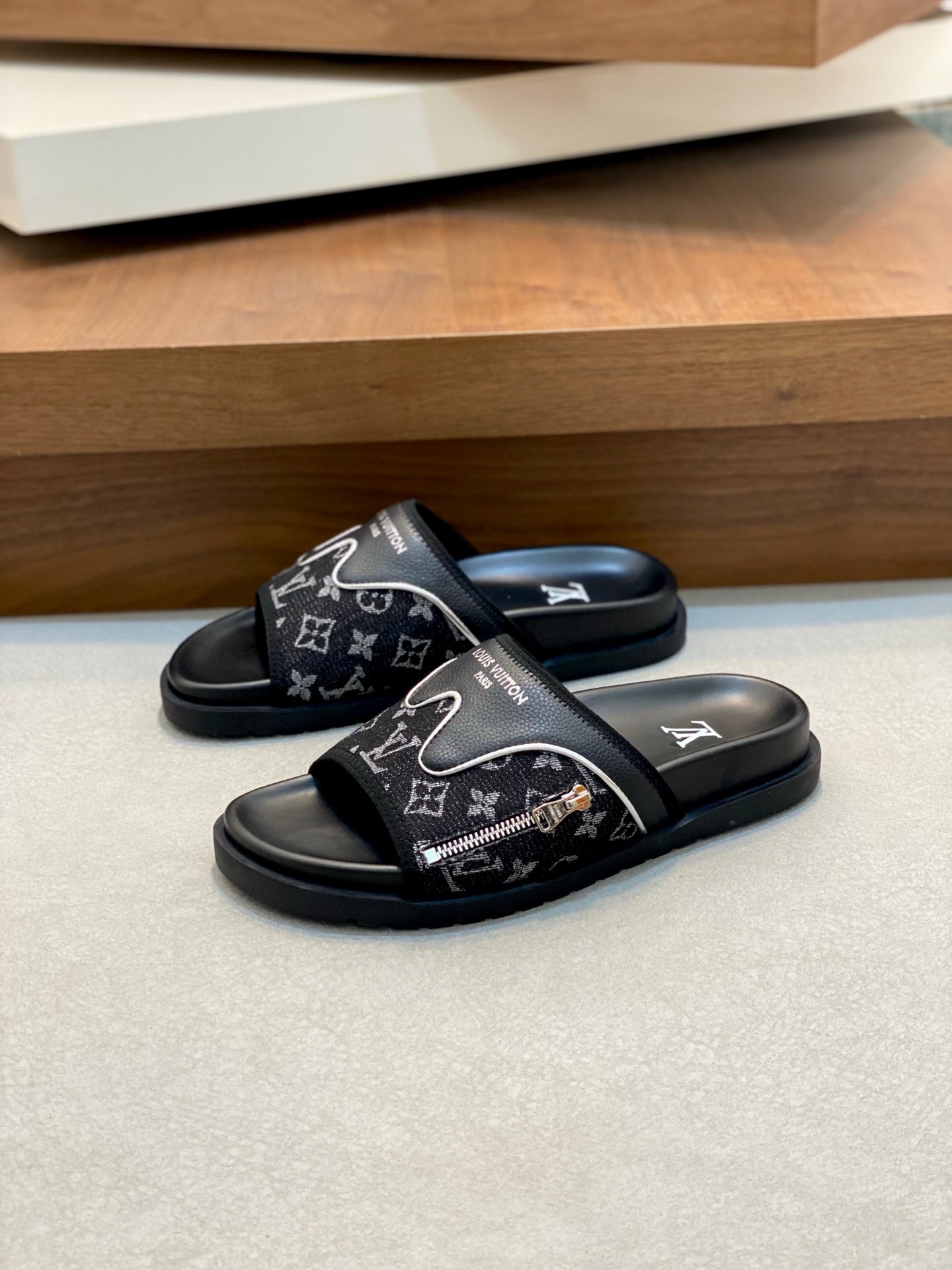 LuxluxHouse Best Quality Sandals Louis Vuitton