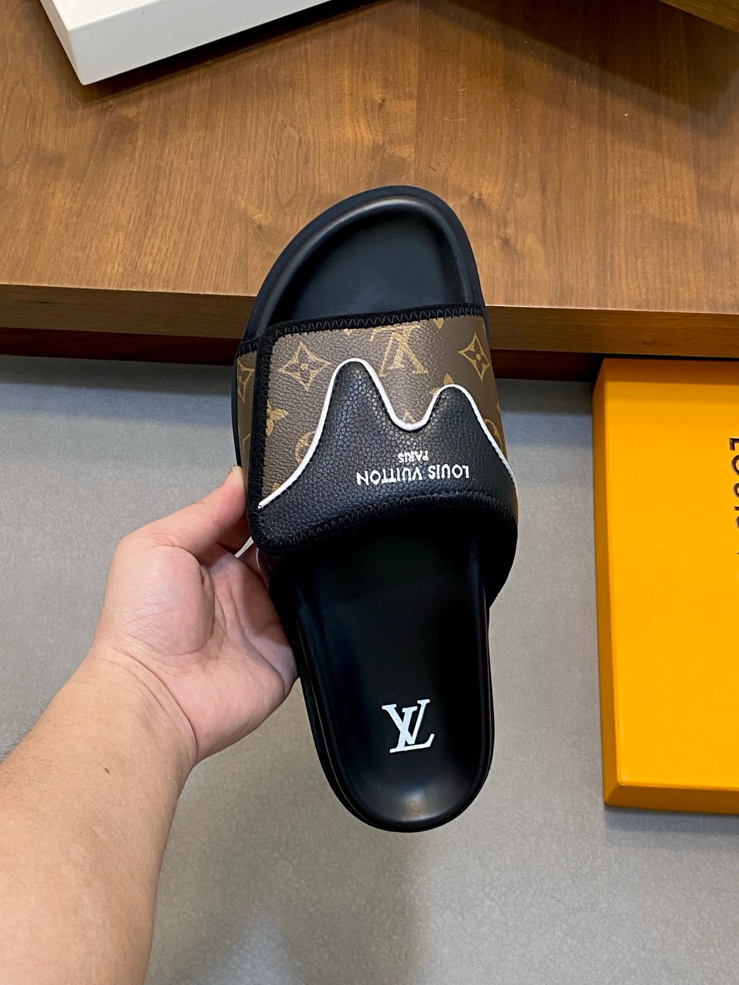 LuxluxHouse Best Quality Sandals Louis Vuitton