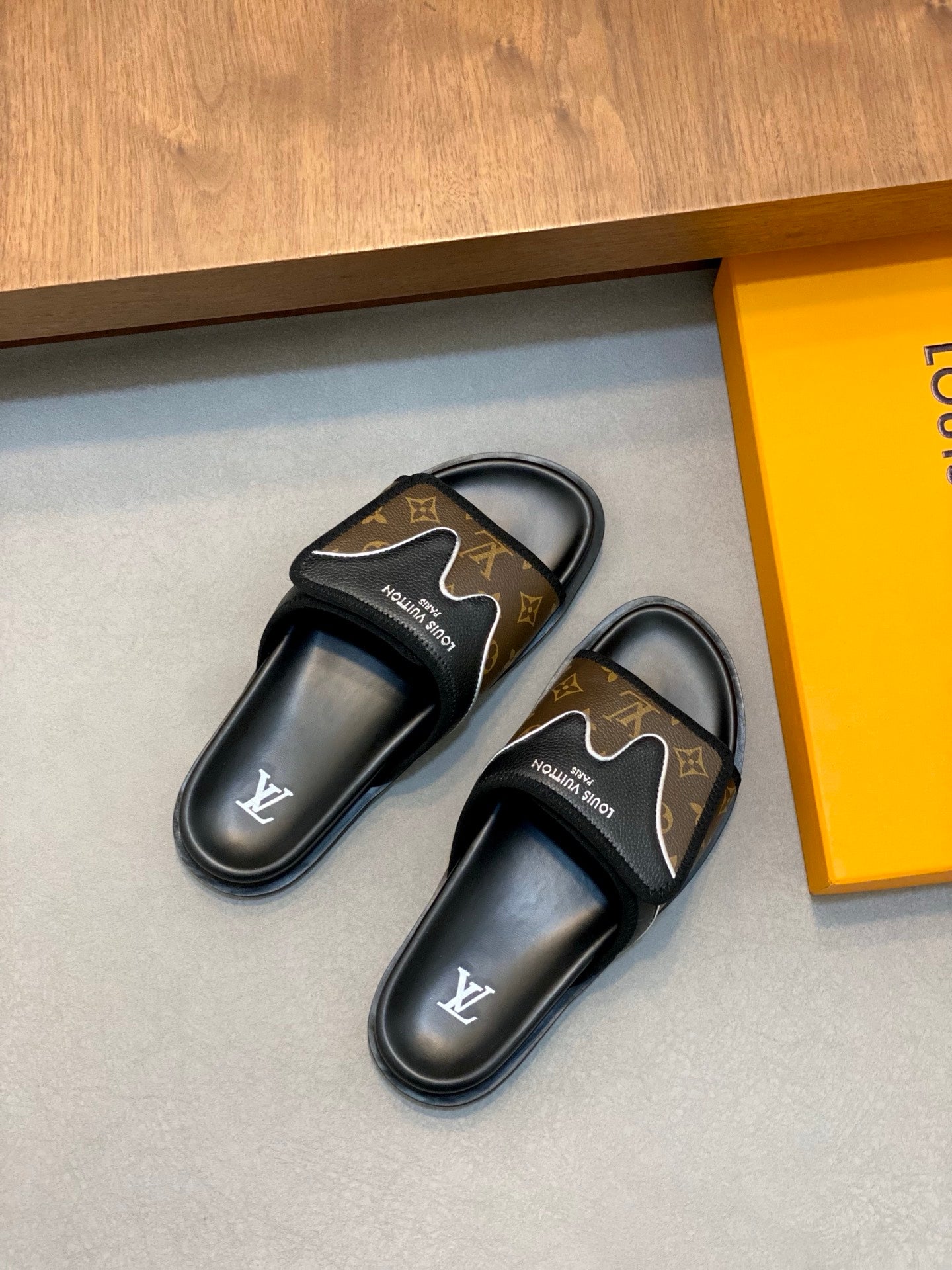 LuxluxHouse Best Quality Sandals Louis Vuitton