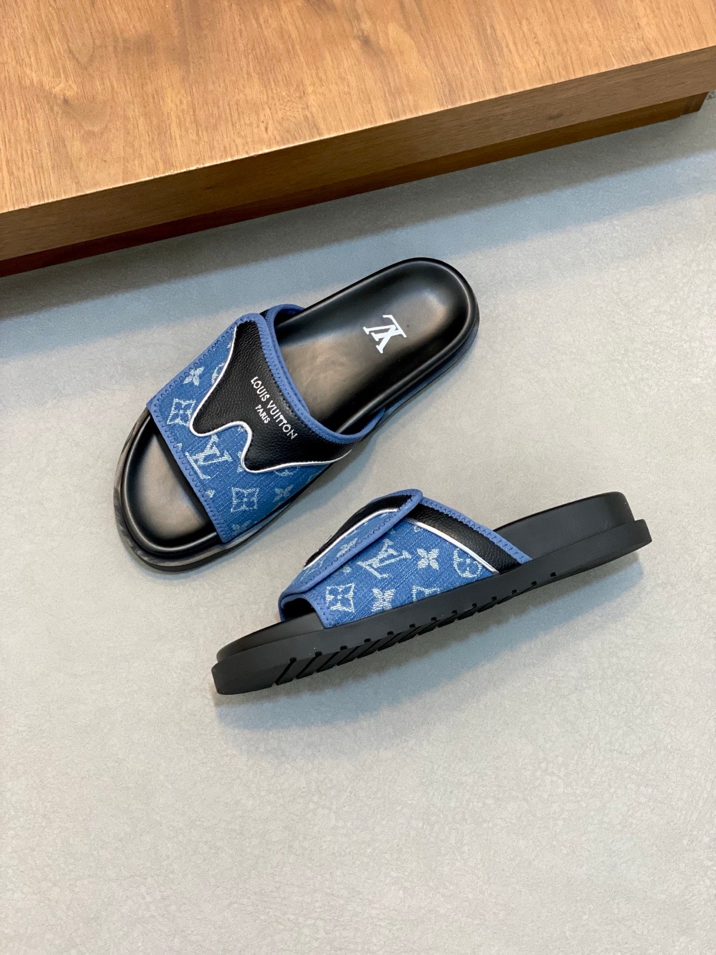 LuxluxHouse Best Quality Sandals Louis Vuitton
