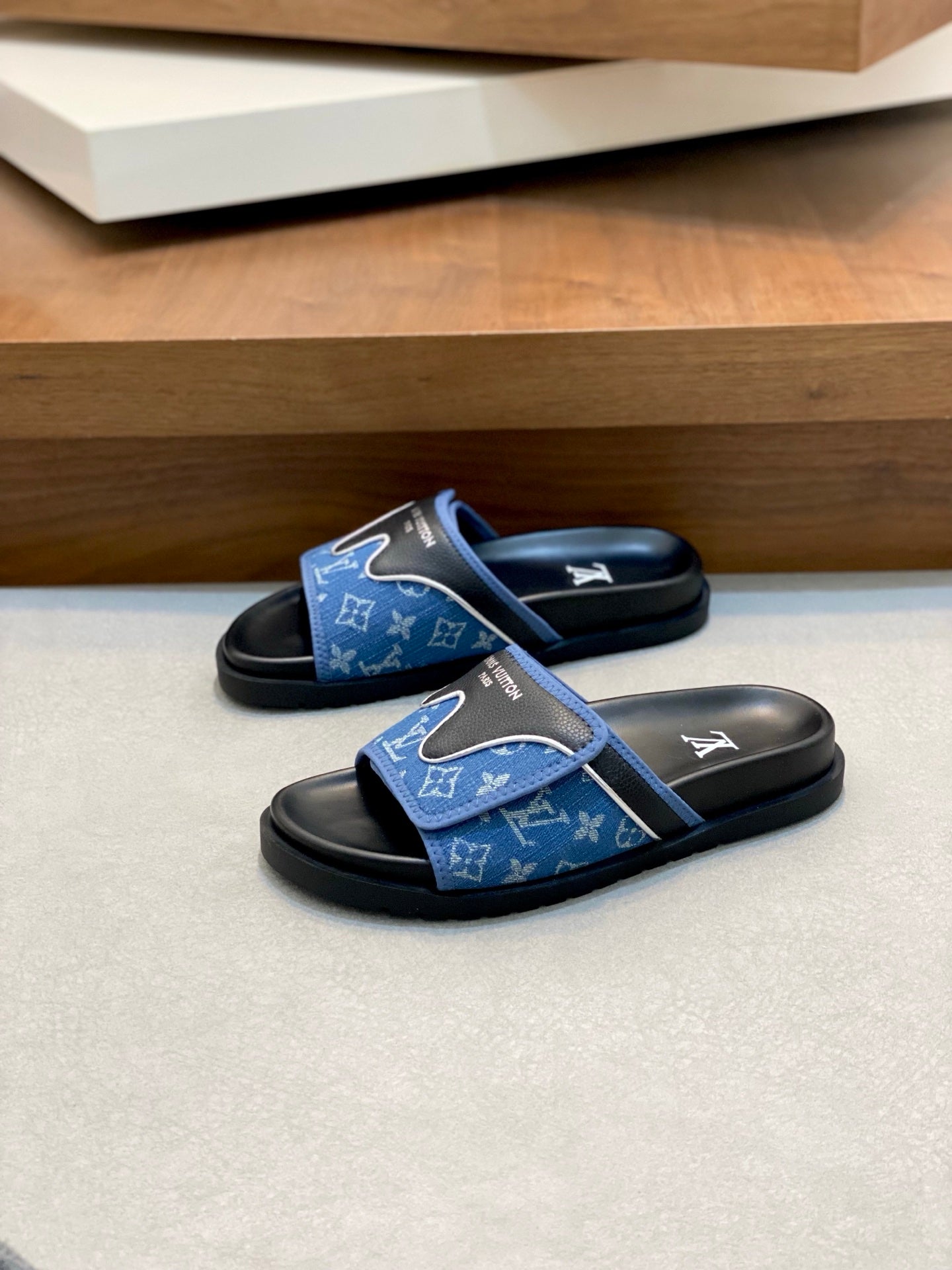 LuxluxHouse Best Quality Sandals Louis Vuitton