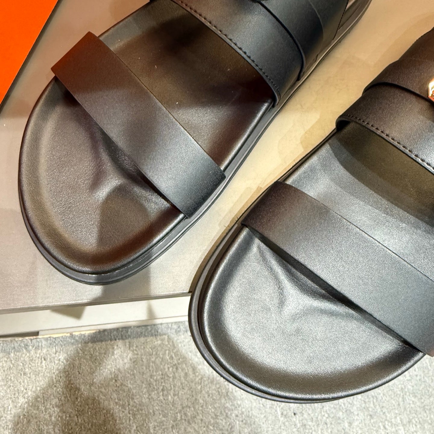 LuxluxHouse Best Quality Shoes Hermes