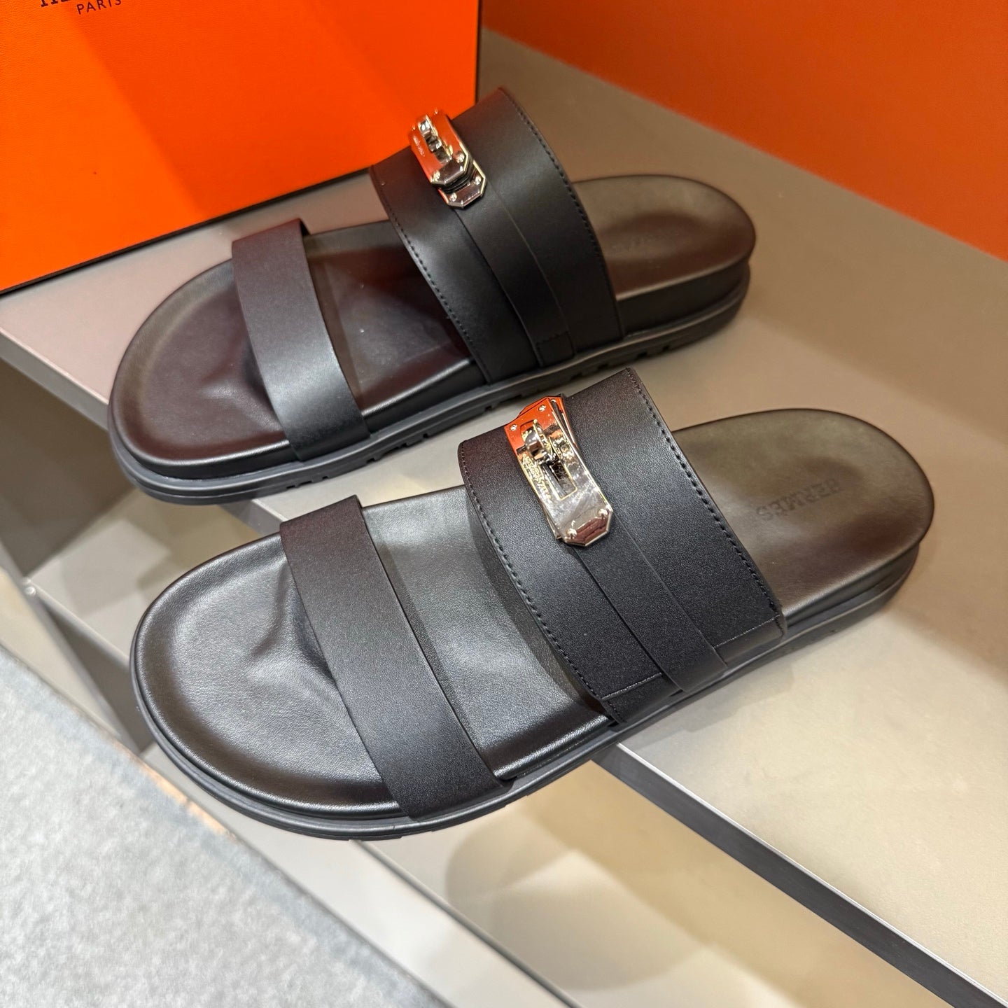 LuxluxHouse Best Quality Shoes Hermes