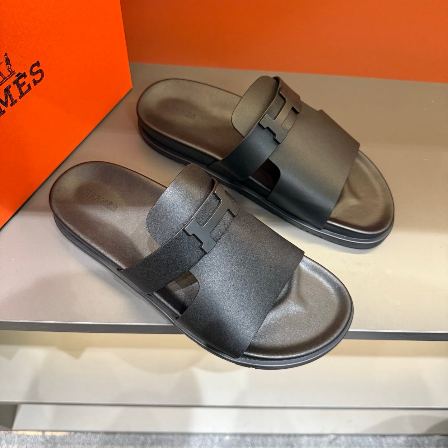 LuxluxHouse Best Quality Shoes Hermes