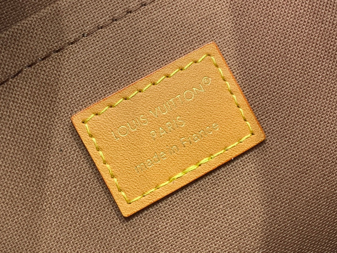LuxluxHouse Best Quality Bags Louis Vuitton Men