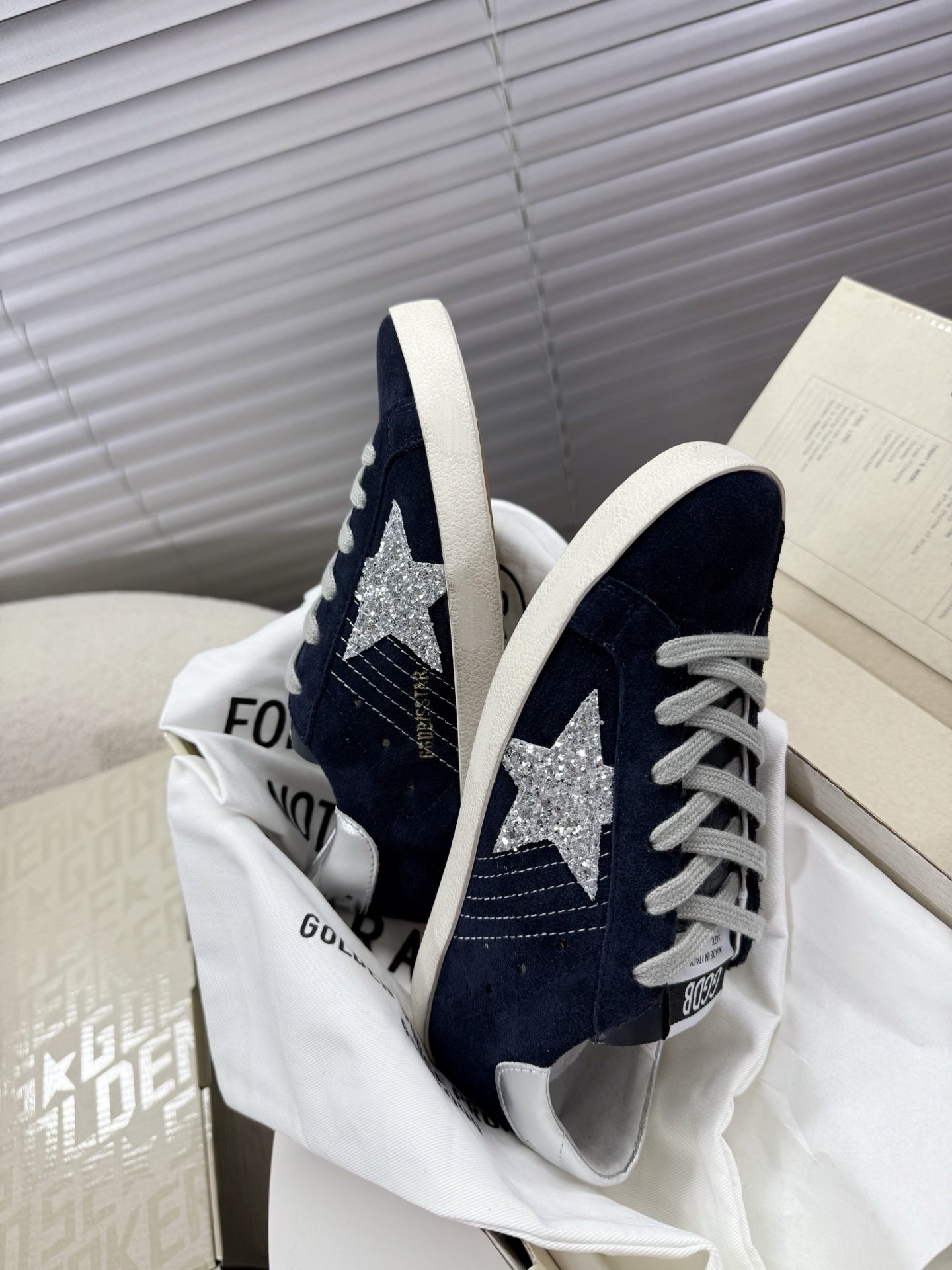 LuxluxHouse Best Quality Shoes Golden Goose