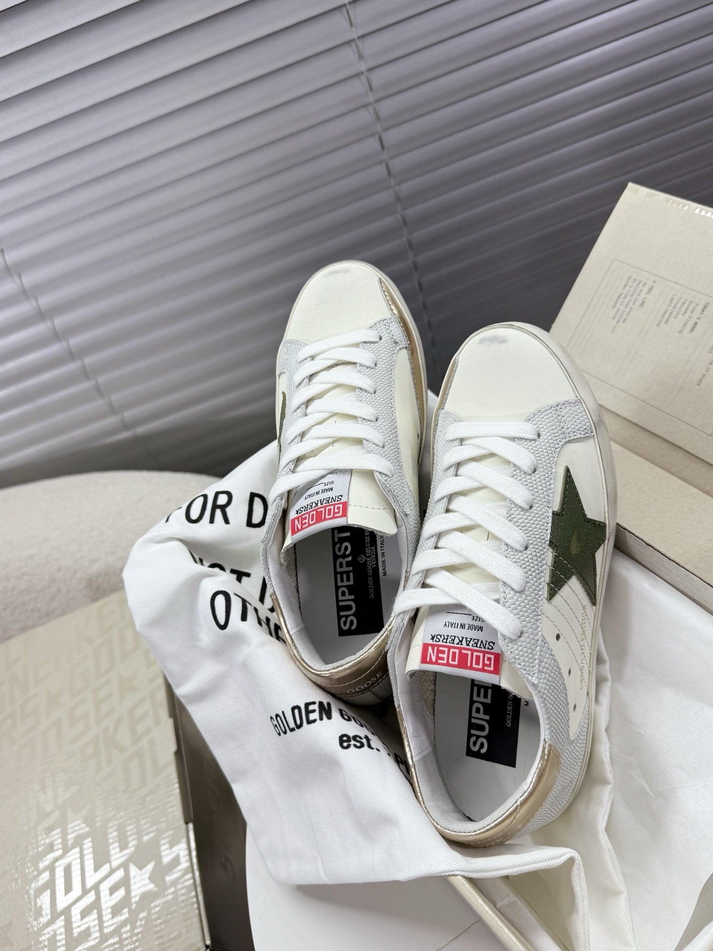 LuxluxHouse Best Quality Shoes Golden Goose