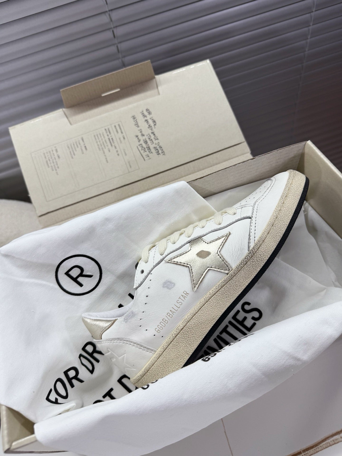 LuxluxHouse Best Quality Shoes Golden Goose