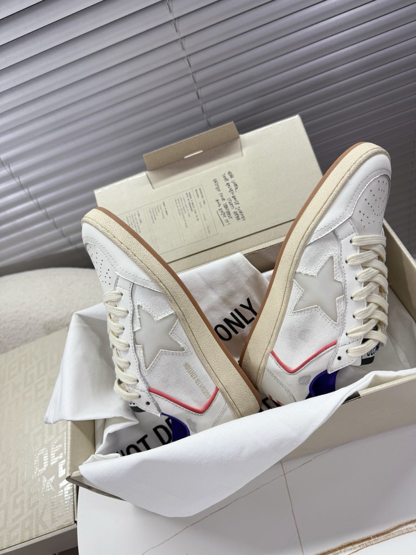 LuxluxHouse Best Quality Shoes Golden Goose