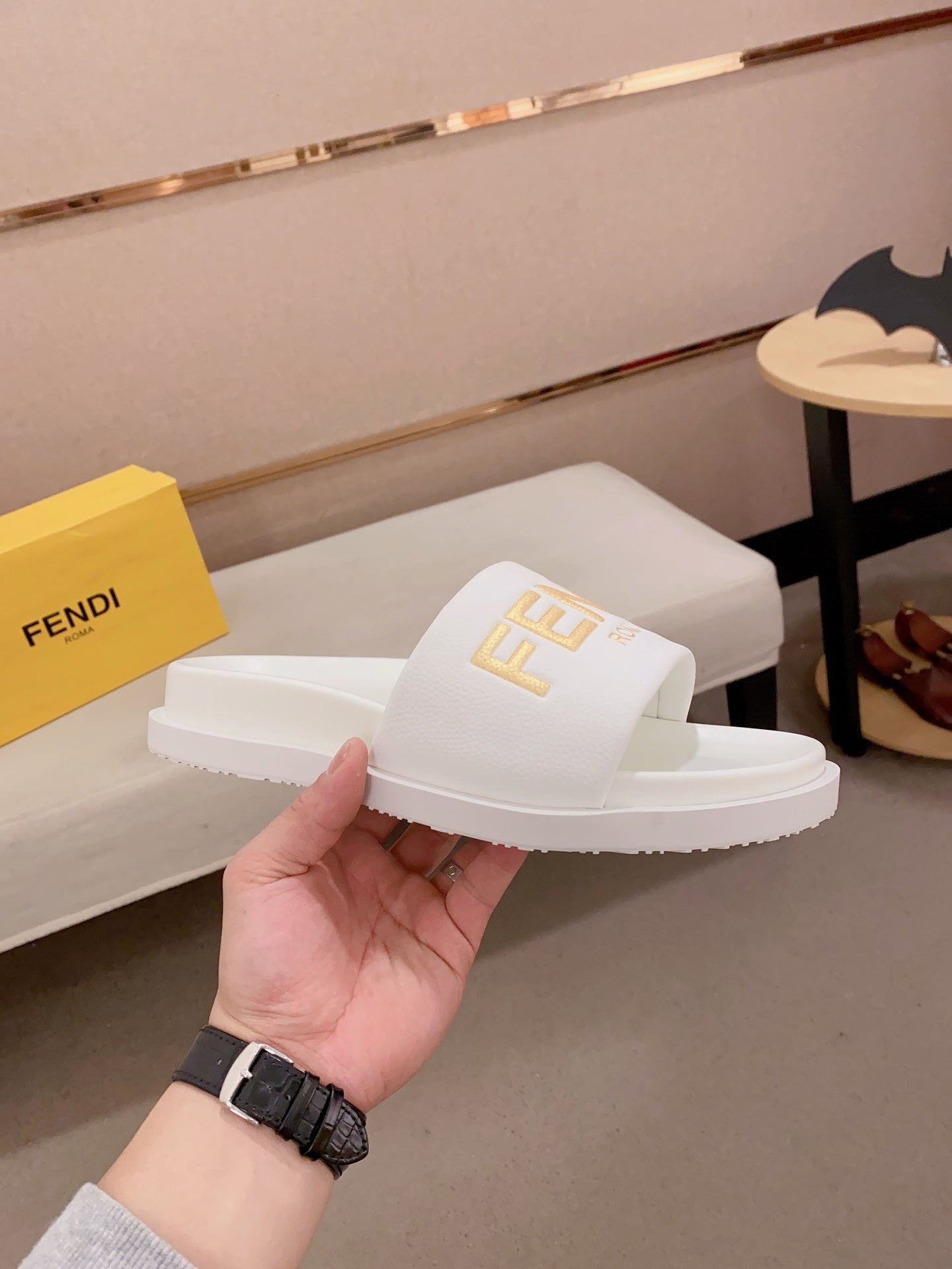 LuxluxHouse Best Quality Sandals Fendi