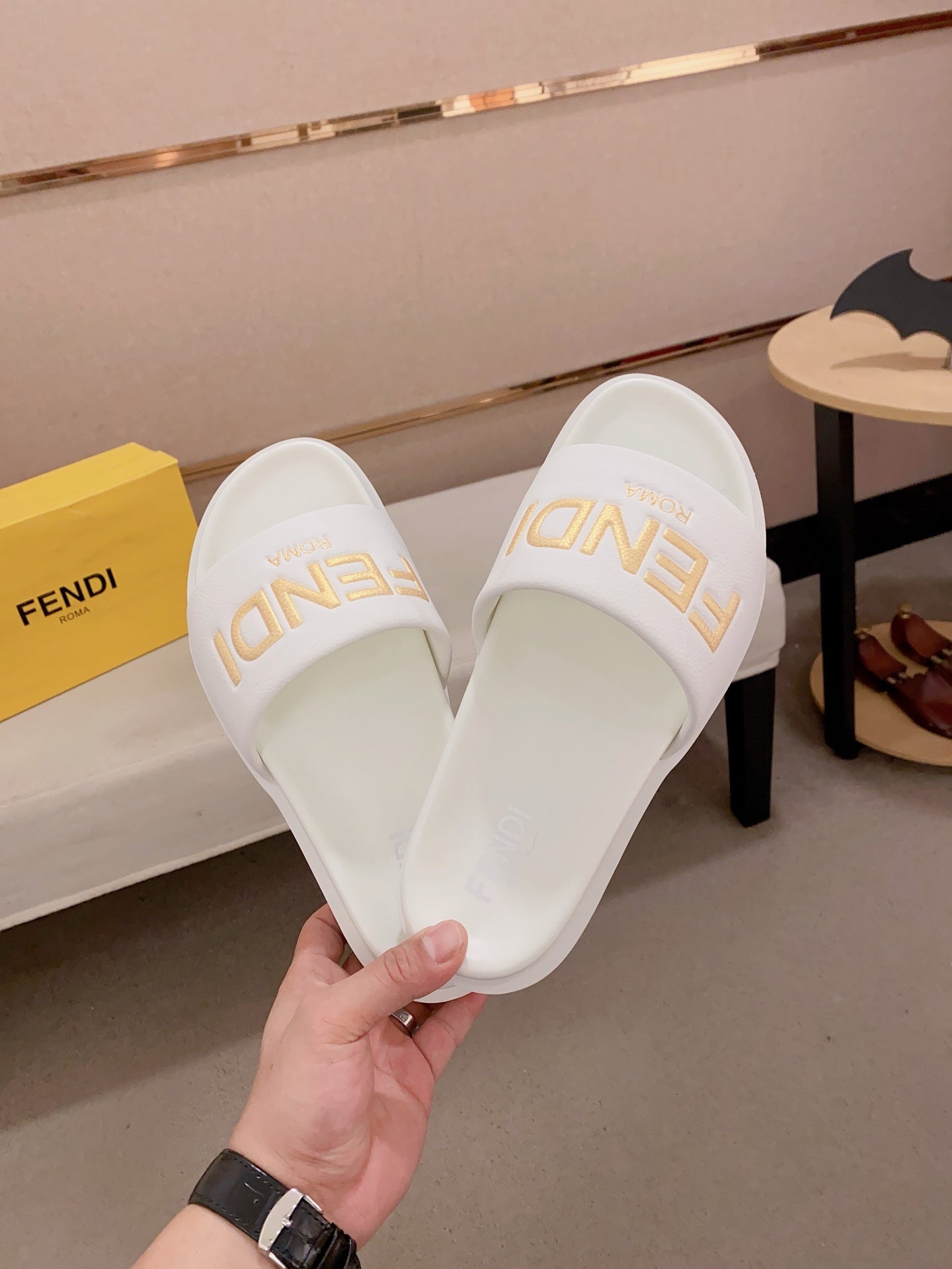 LuxluxHouse Best Quality Sandals Fendi