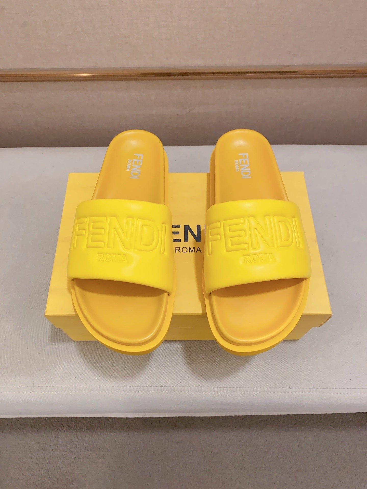 LuxluxHouse Best Quality Sandals Fendi