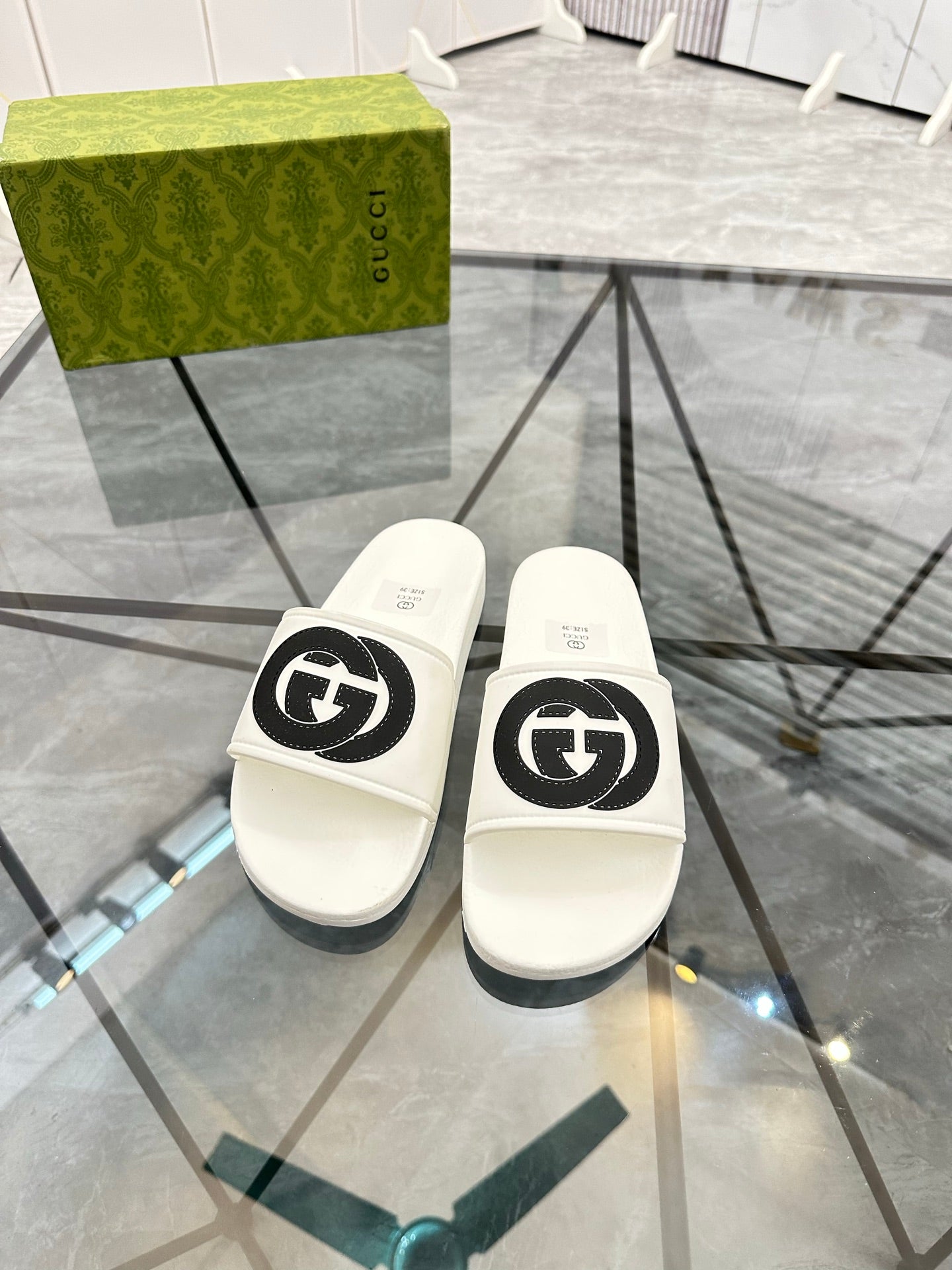 LuxluxHouse Best Quality Sandals Gucci