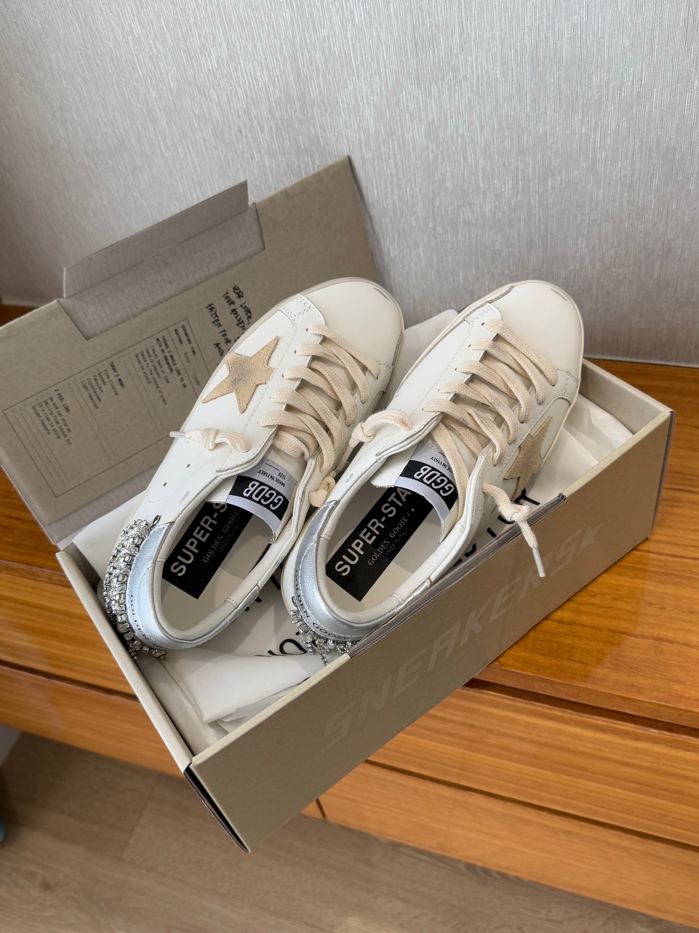 LuxluxHouse Best Quality Shoes Golden Goose