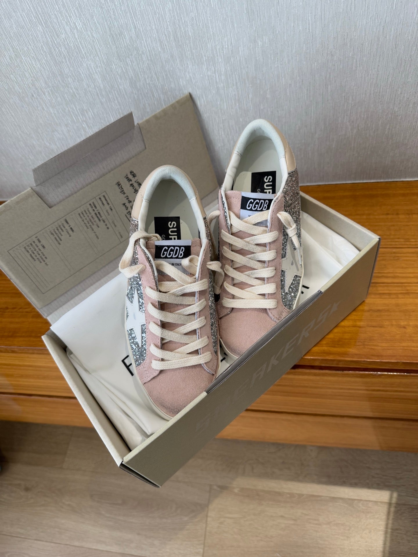 LuxluxHouse Best Quality Shoes Golden Goose