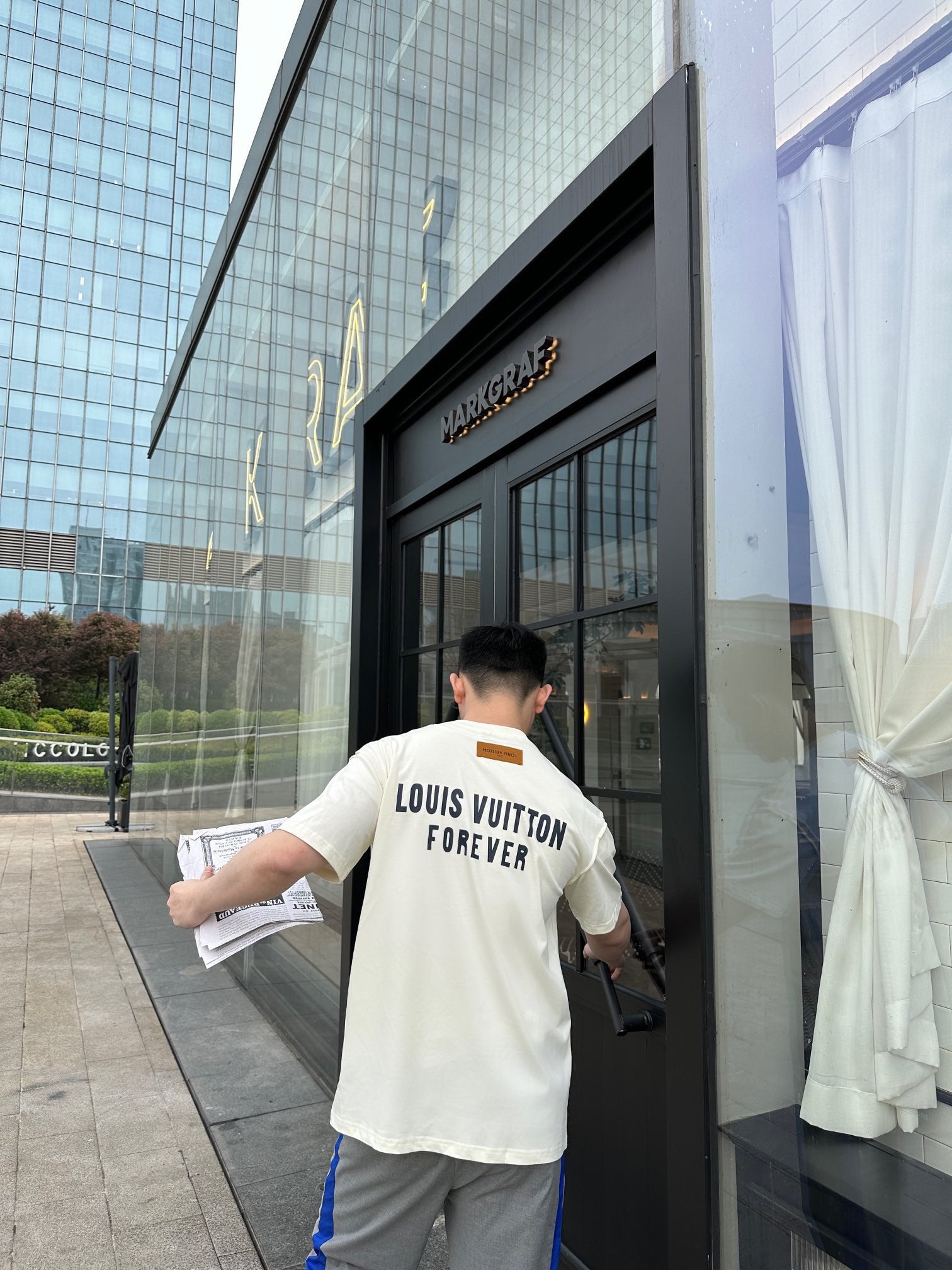 LuxluxHouse Best Quality Clothes T-shirt Louis Vuitton