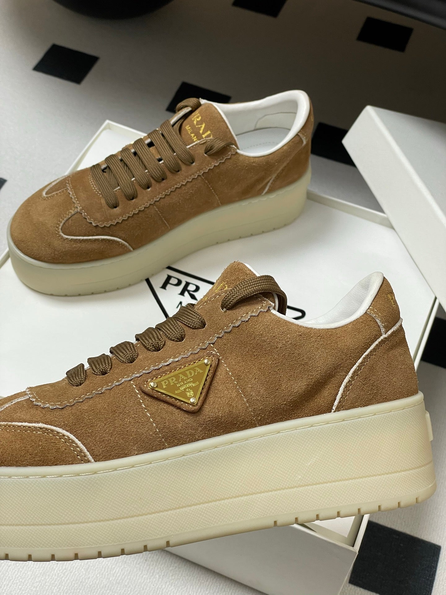 LuxluxHouse Best Quality Women Shoes Prada