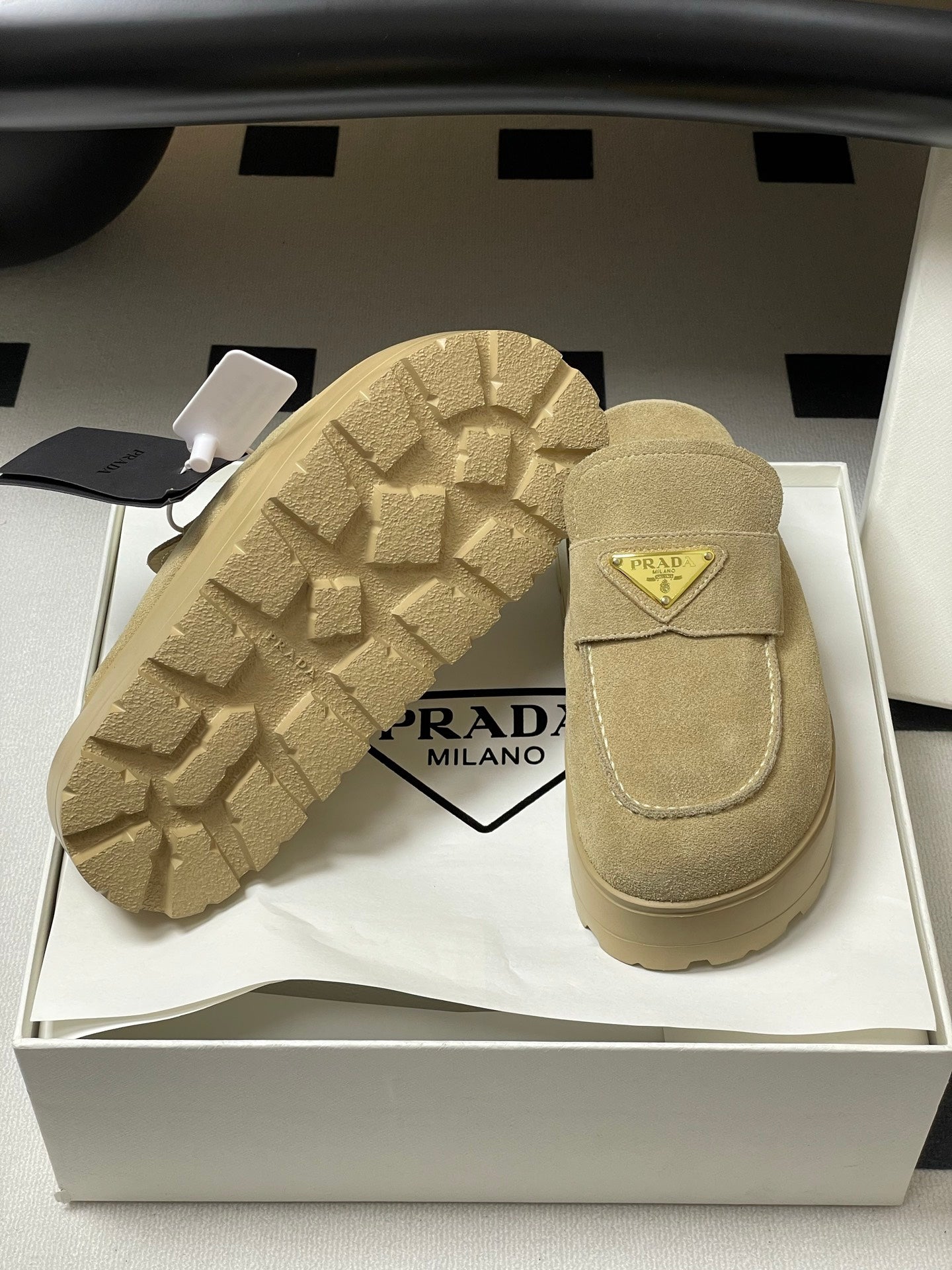 LuxluxHouse Best Quality Women Shoes Prada