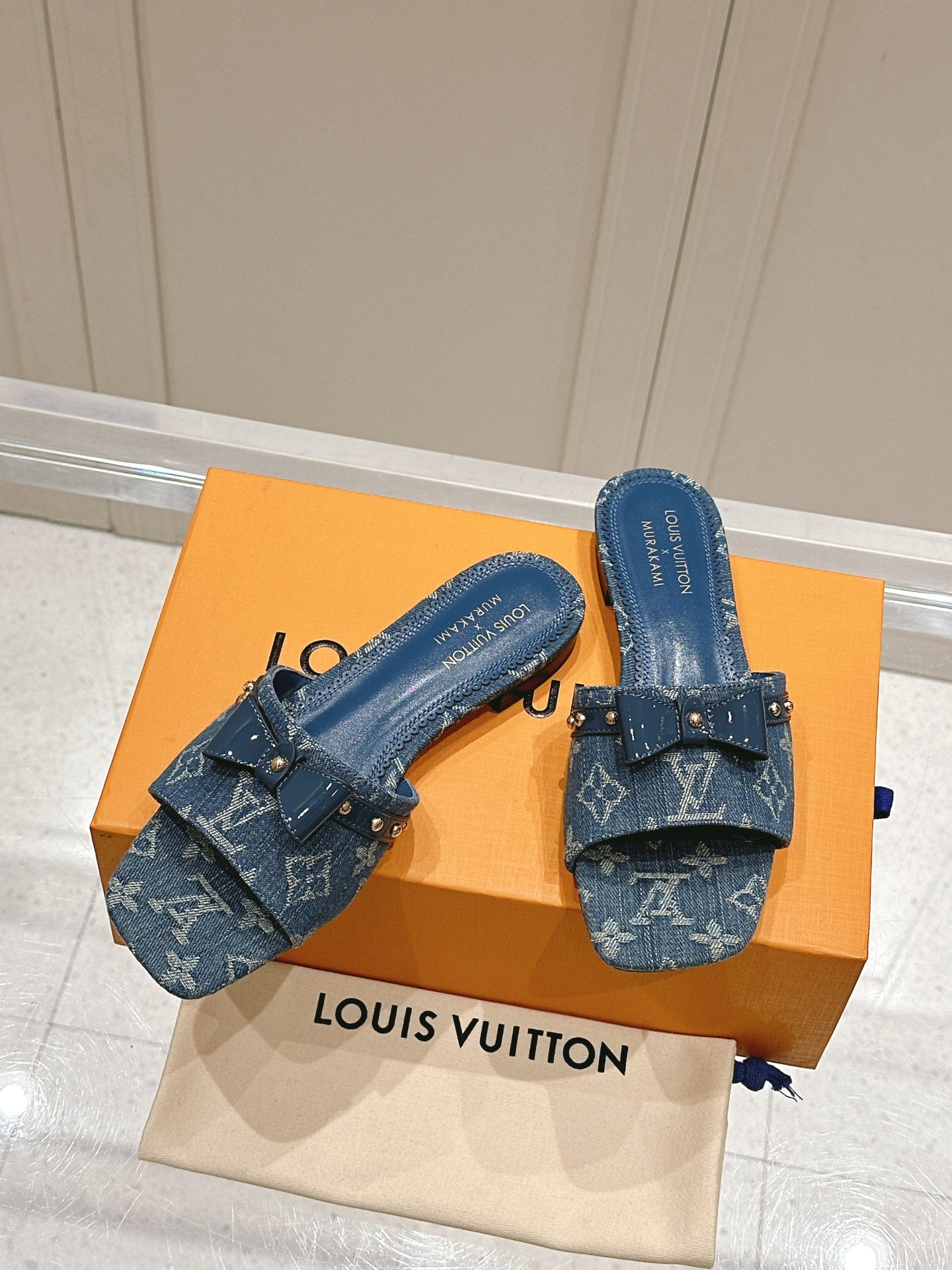 LuxluxHouse Best Quality Women Shoes Louis Vuitton