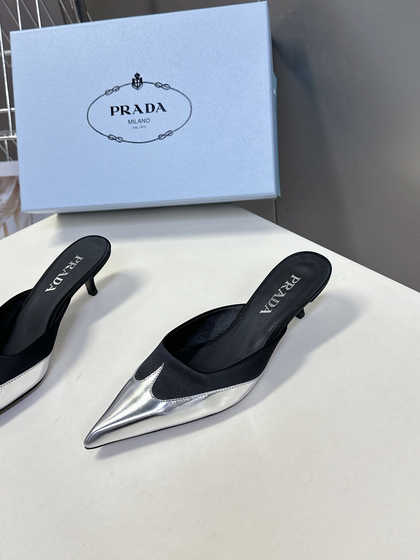 LuxluxHouse Best Quality Women Shoes Prada