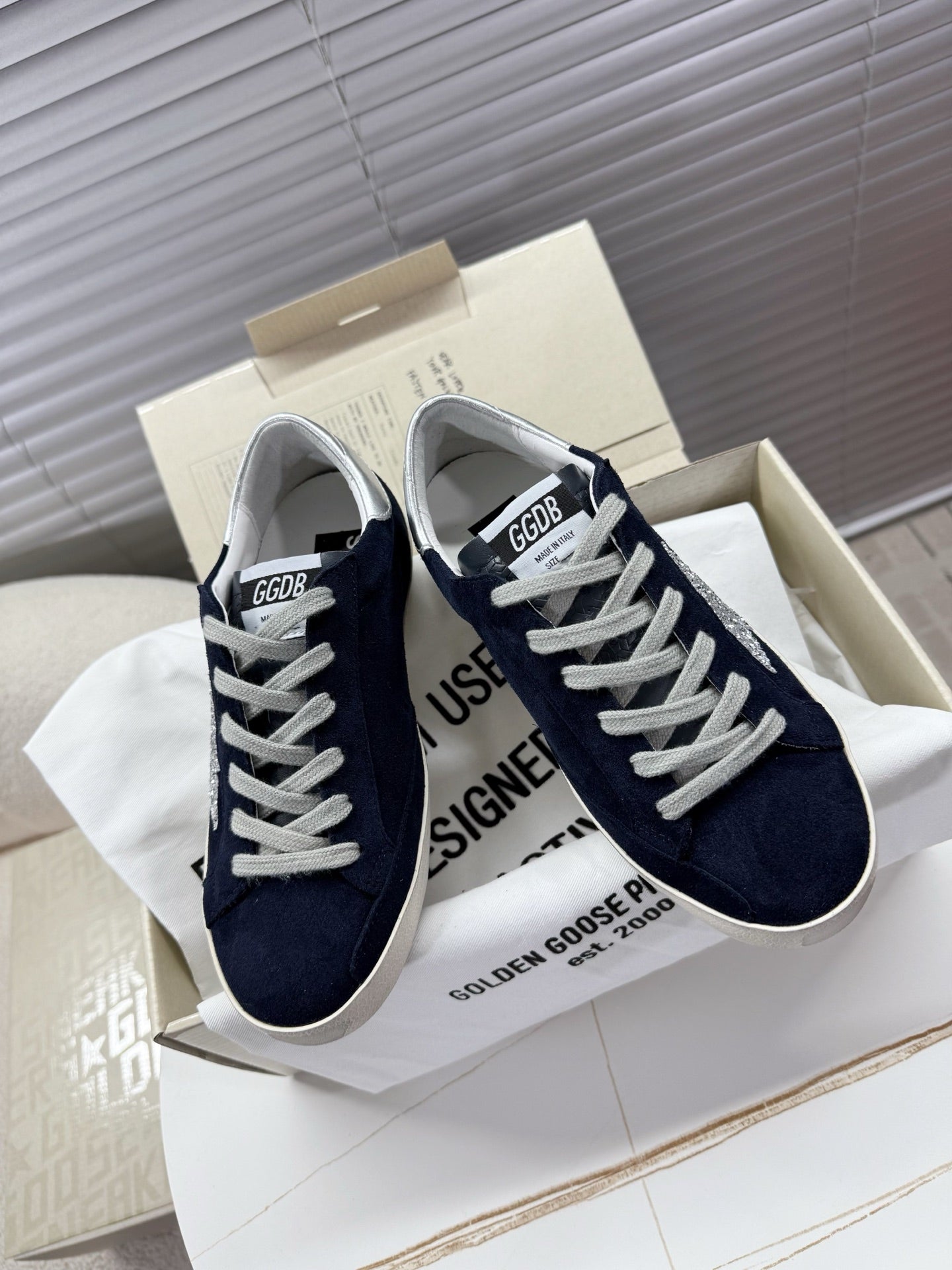 LuxluxHouse Best Quality Shoes Golden Goose