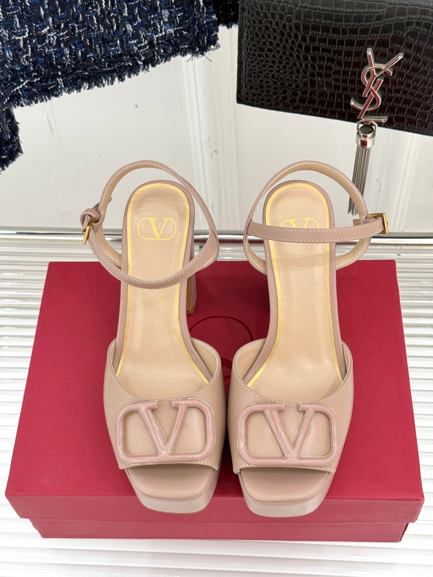 LuxluxHouse Best Quality Valentino Women Shoes