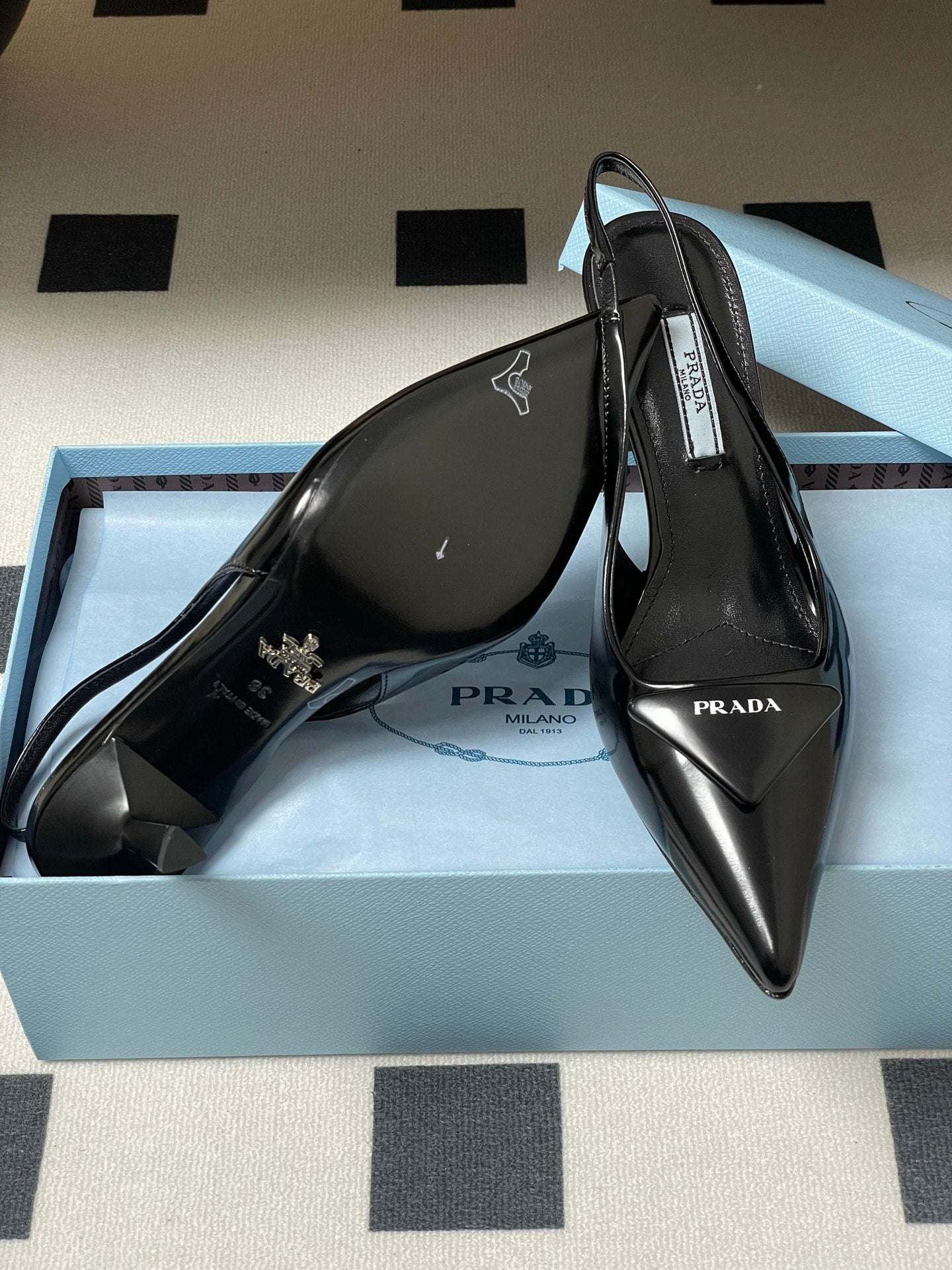 LuxluxHouse Best Quality Women Shoes Prada