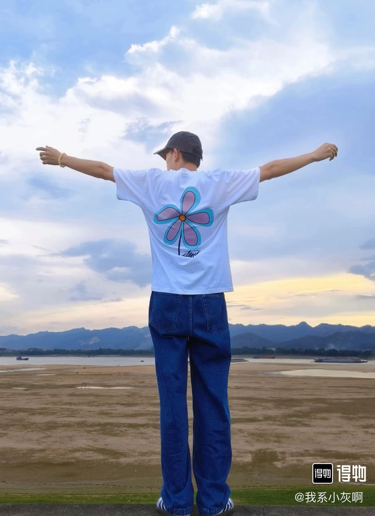LuxluxHouse Best Quality Clothes T-shirt Supreme