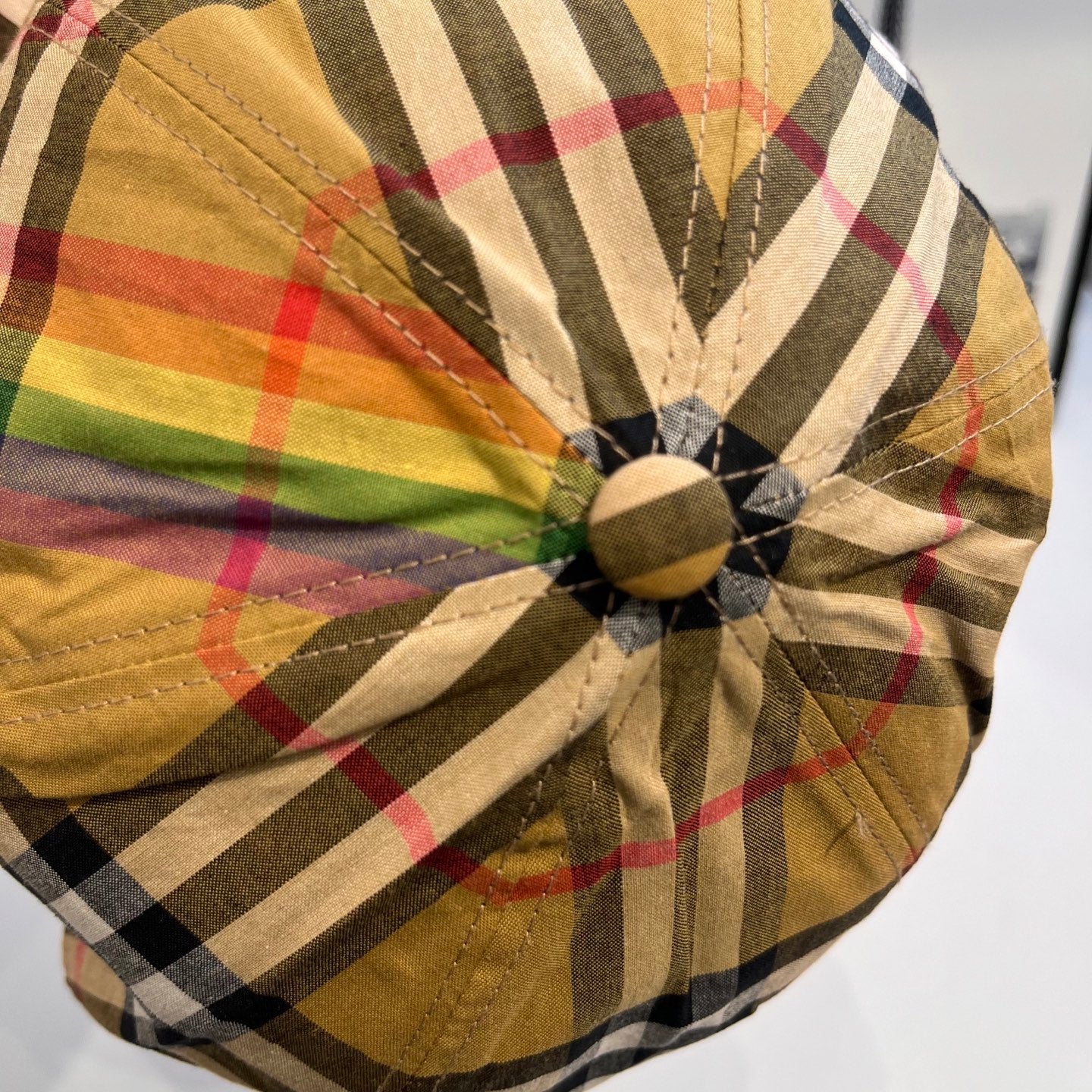 LuxluxHouse Best Quality Burberry Caps