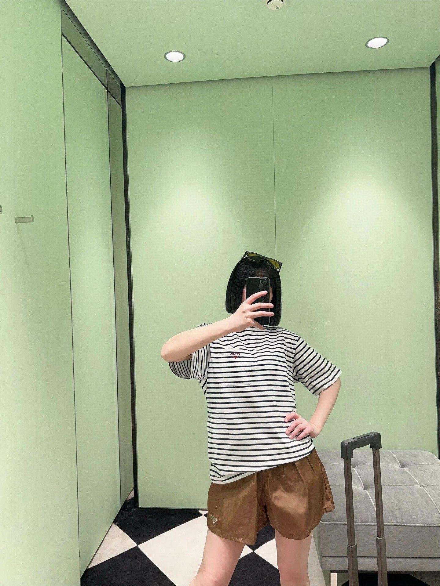 LuxluxHouse Best Quality Clothes T-shirt Prada