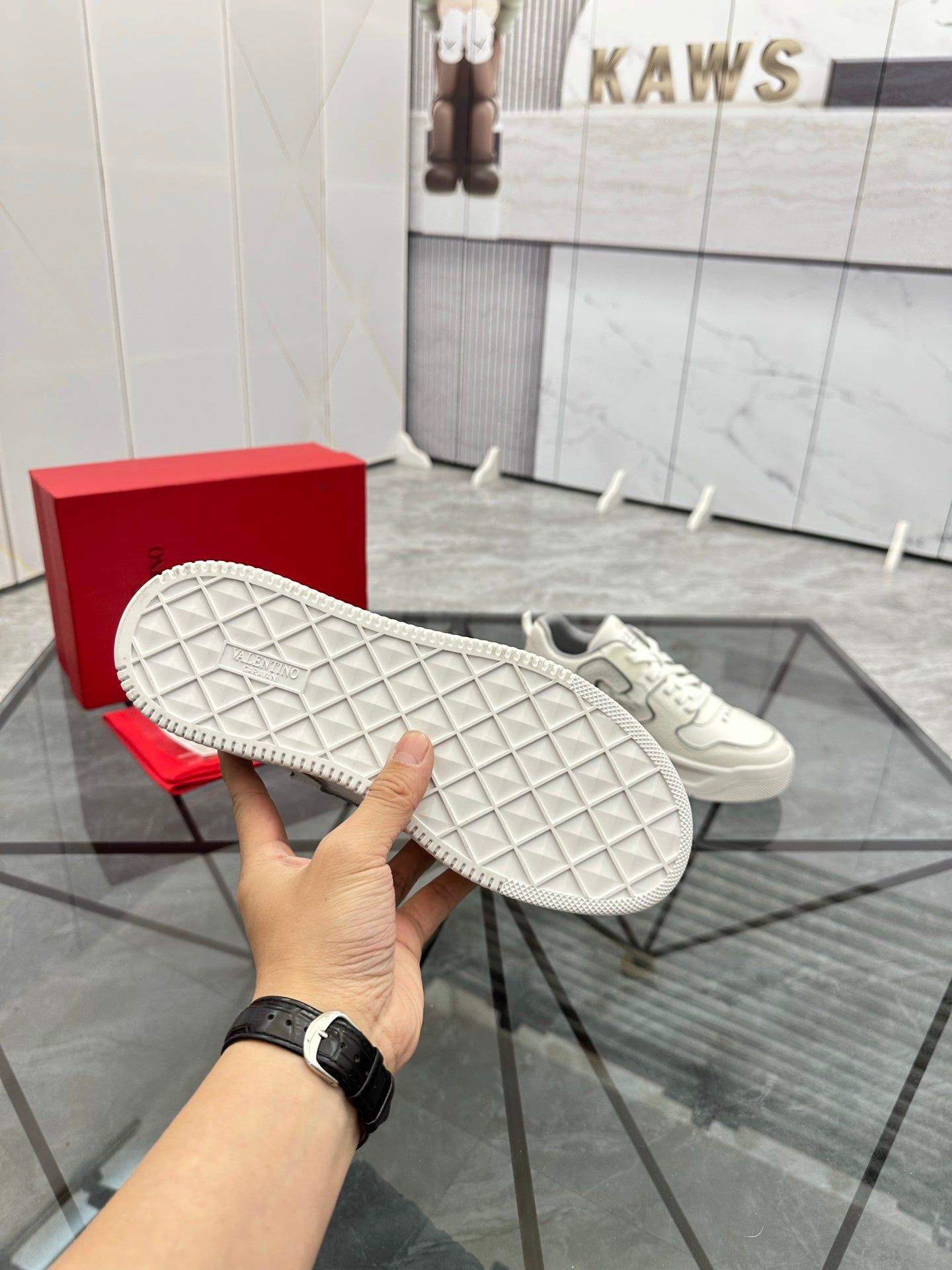 LuxluxHouse Best Quality Shoes Valentino