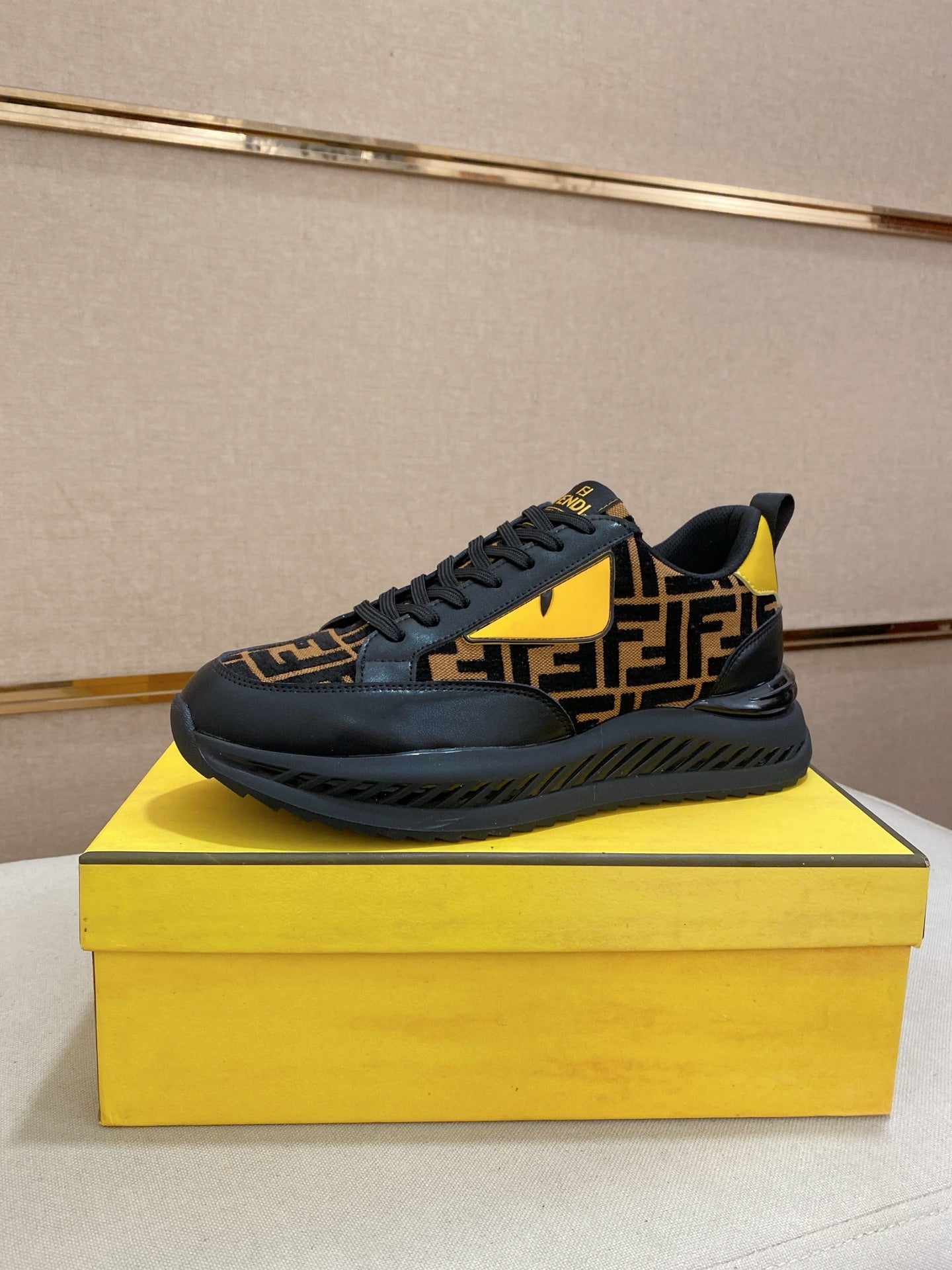 LuxluxHouse Best Quality Shoes Fendi