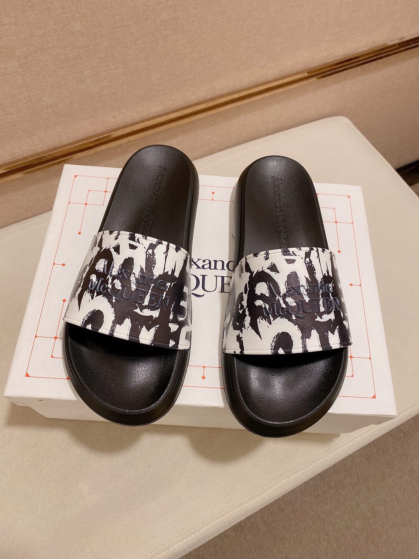 LuxluxHouse Best Quality Sandals Alexander McQueen