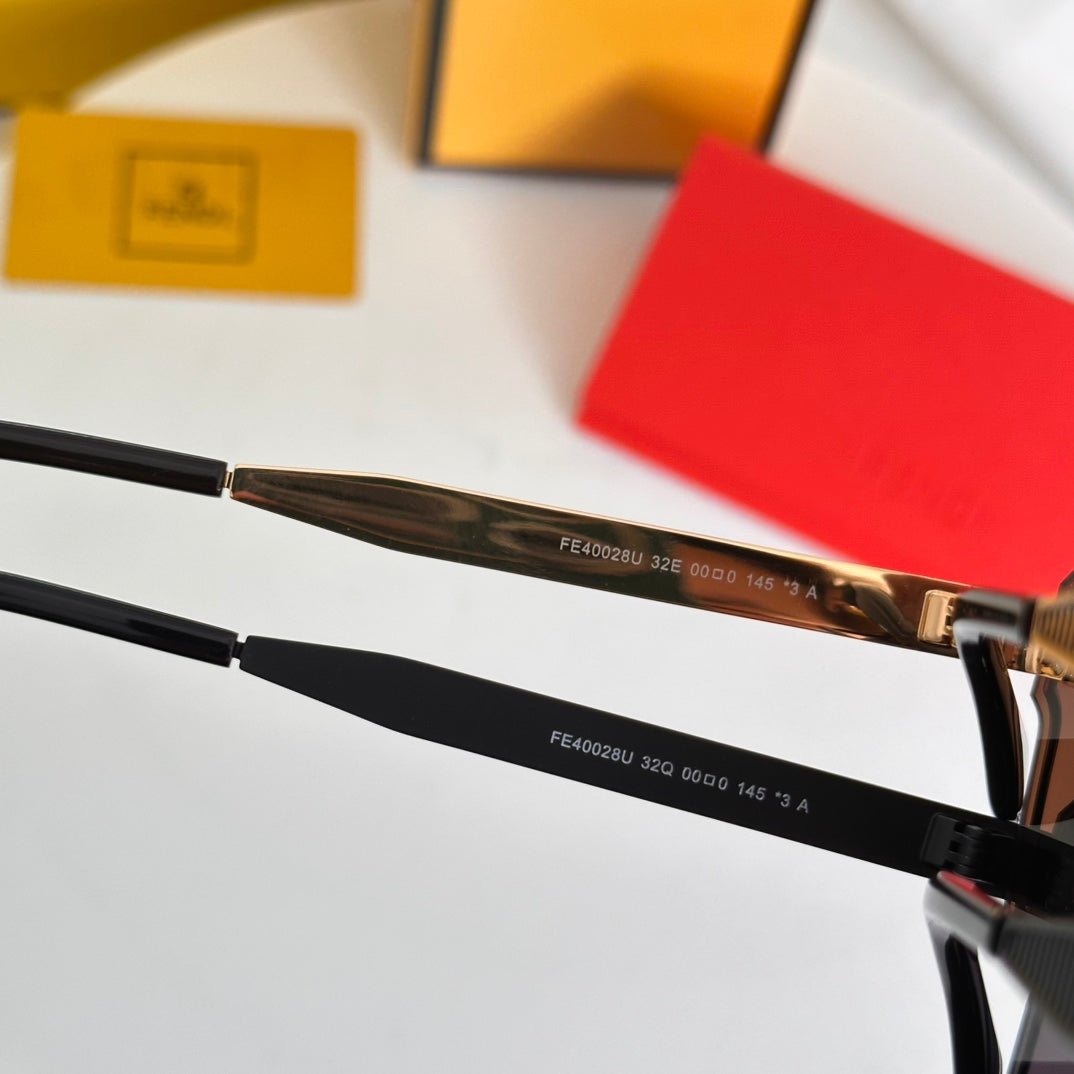 LuxluxHouse Best Quality Glasses Fendi